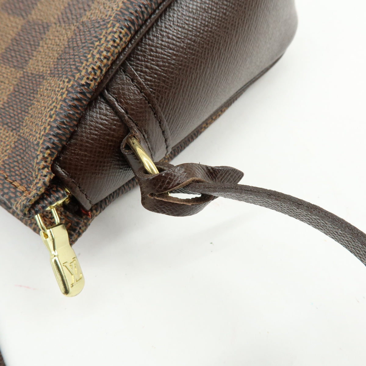 Louis Vuitton Damier Trousse Makeup Accessory Pouch Hand Bag N51982