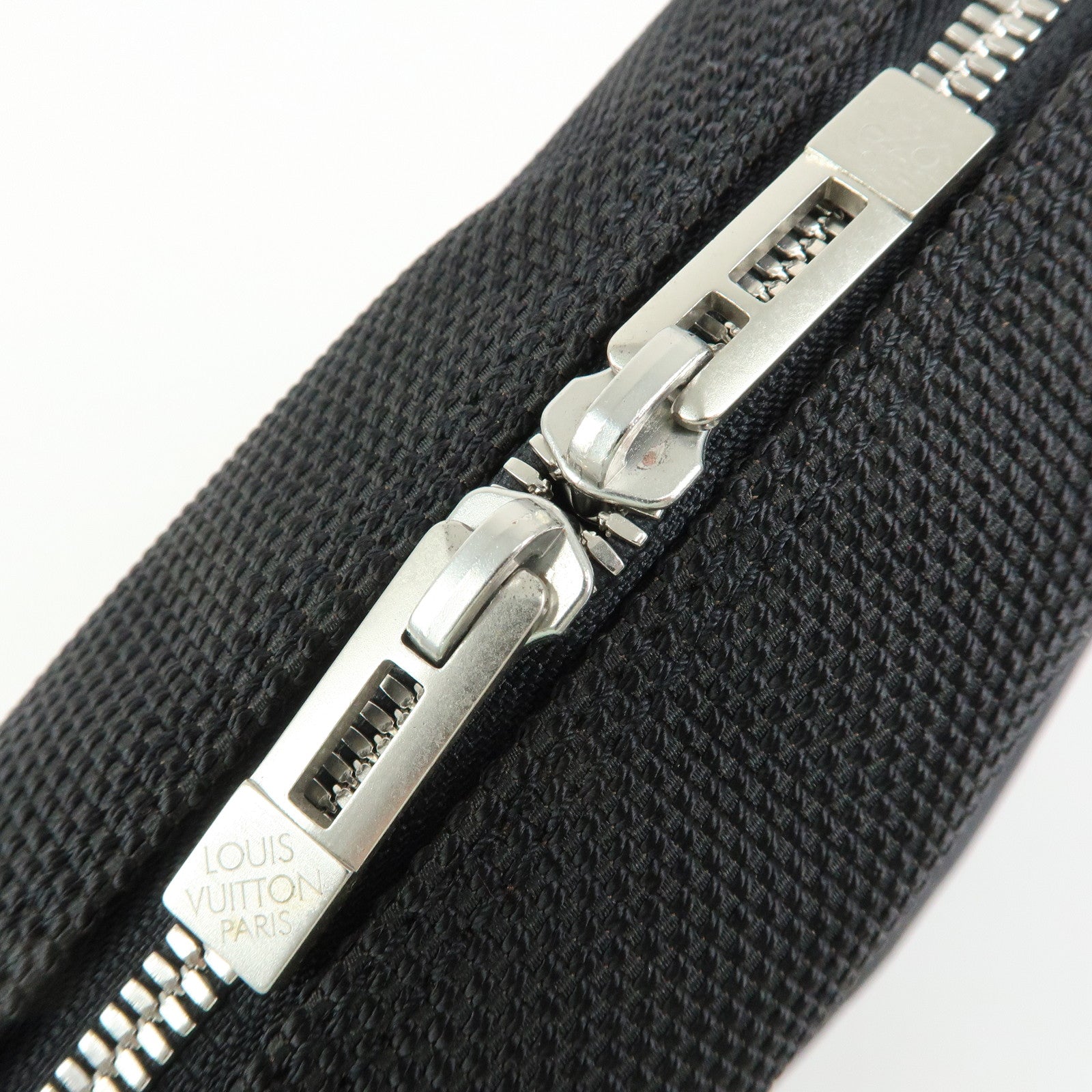 Louis Vuitton Damier Geant Citadin NM Crossbody Bag Noir M93233