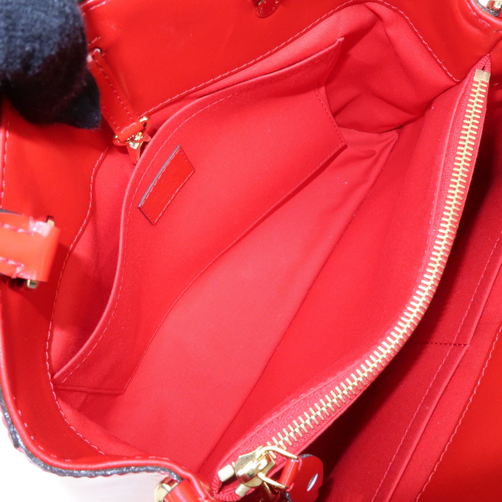 Louis Vuitton Monogram Vernis Montaigne MM 2Way Bag Cerise M50167