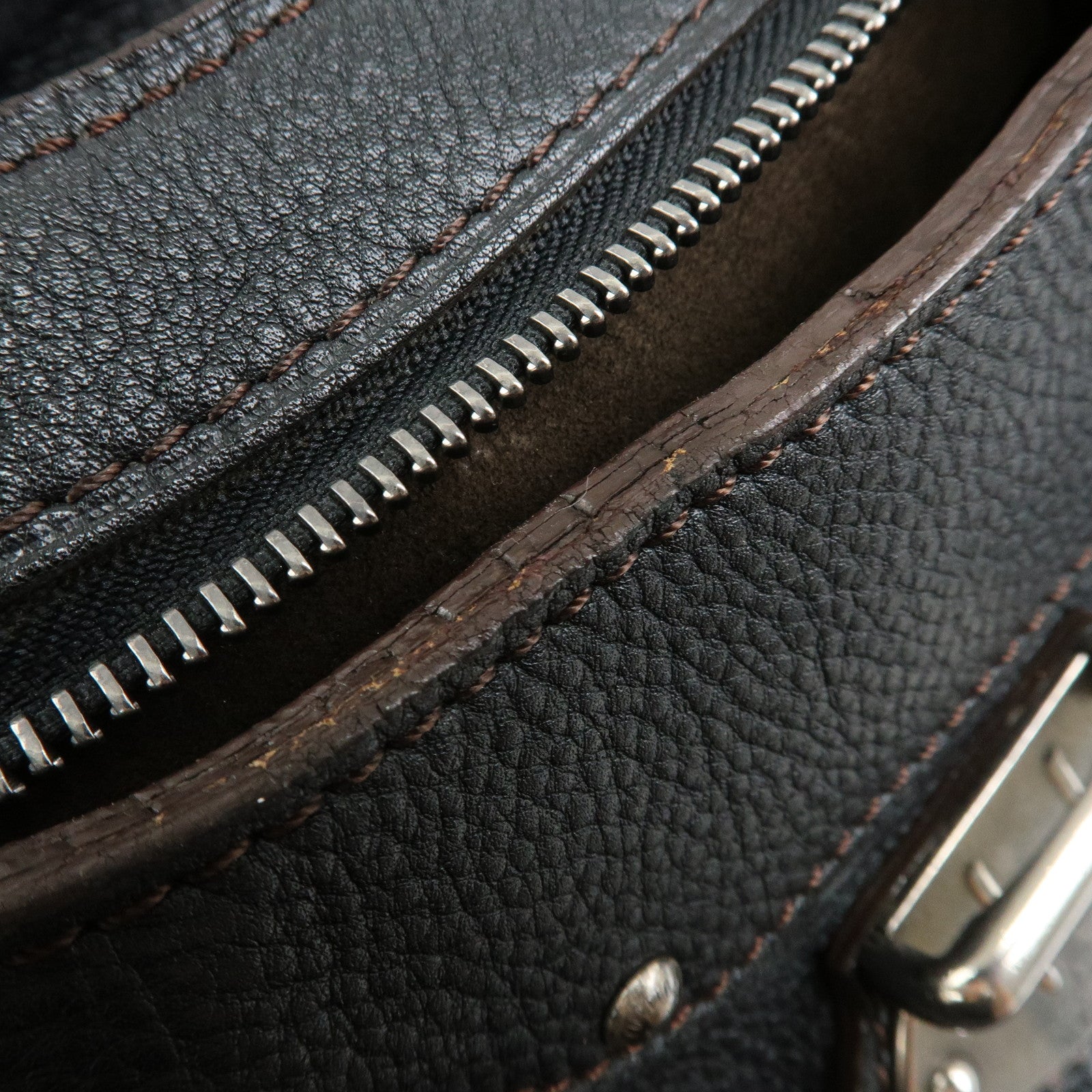 Louis Vuitton Monogram Mahina Solar PM Shoulder Bag Noir M93127