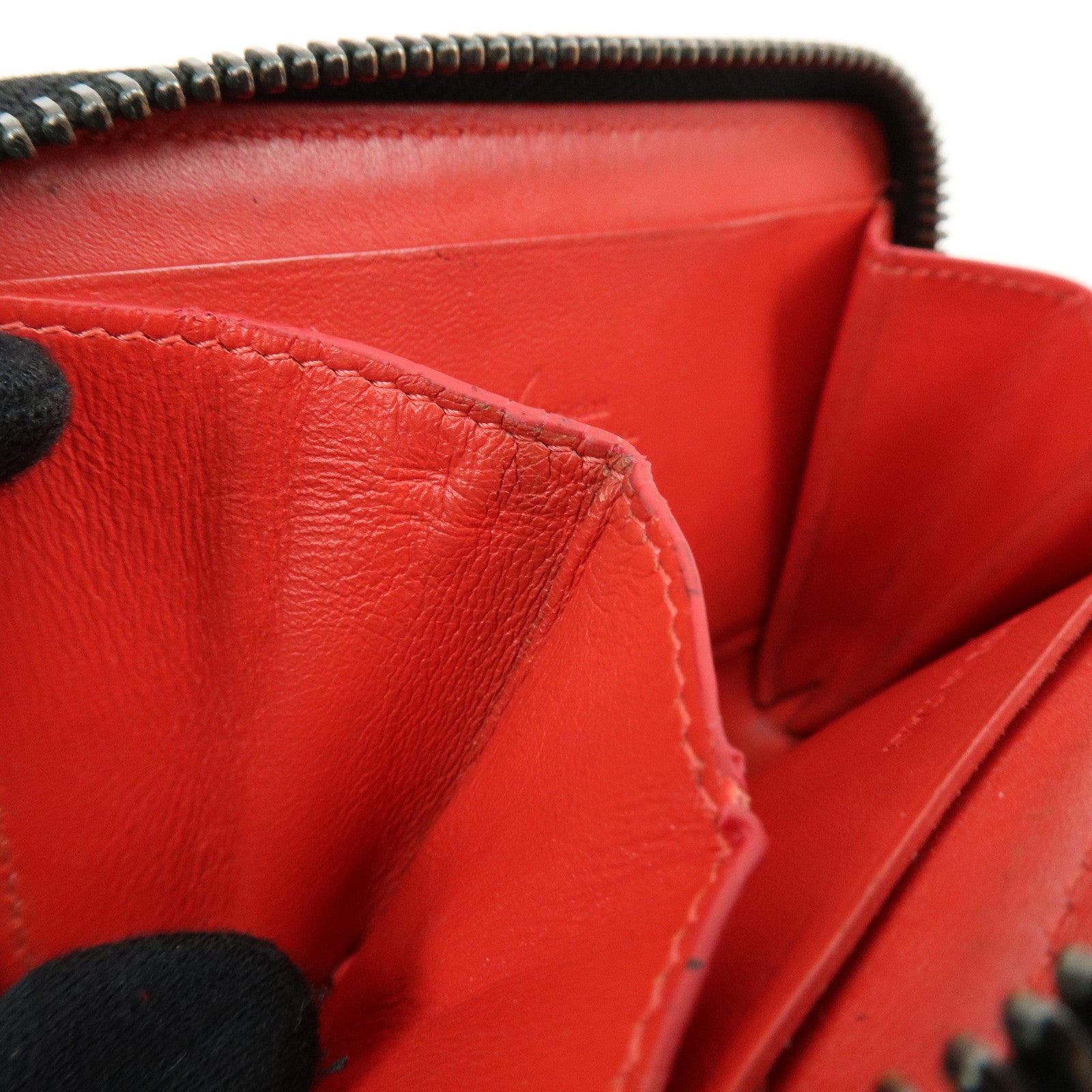 Christian Louboutin Studs Leather Round Zippy Compact Wallet Black