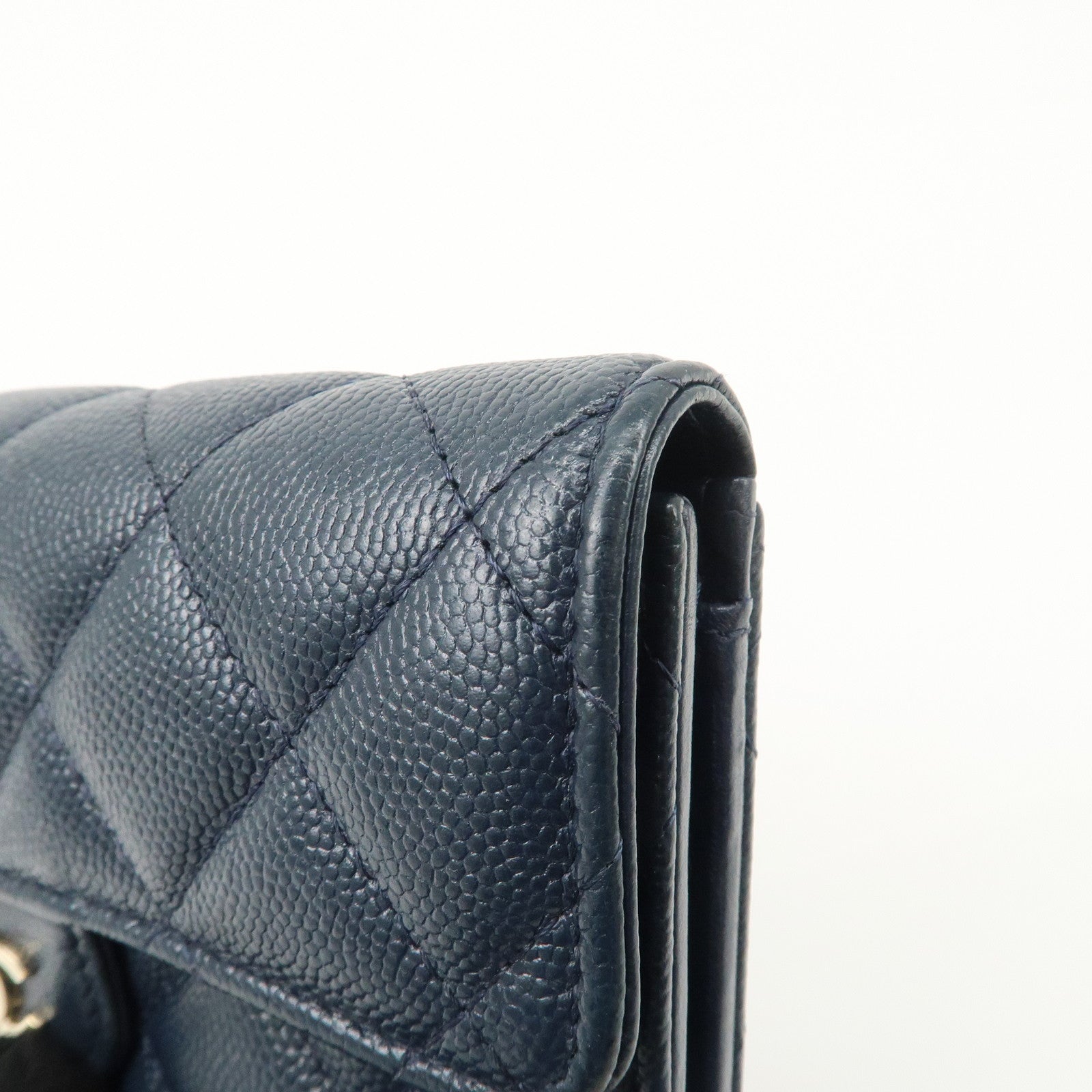 CHANEL Matelasse Caviarskin Tri-fold Wallet Small Wallet Navy AP0232 Used