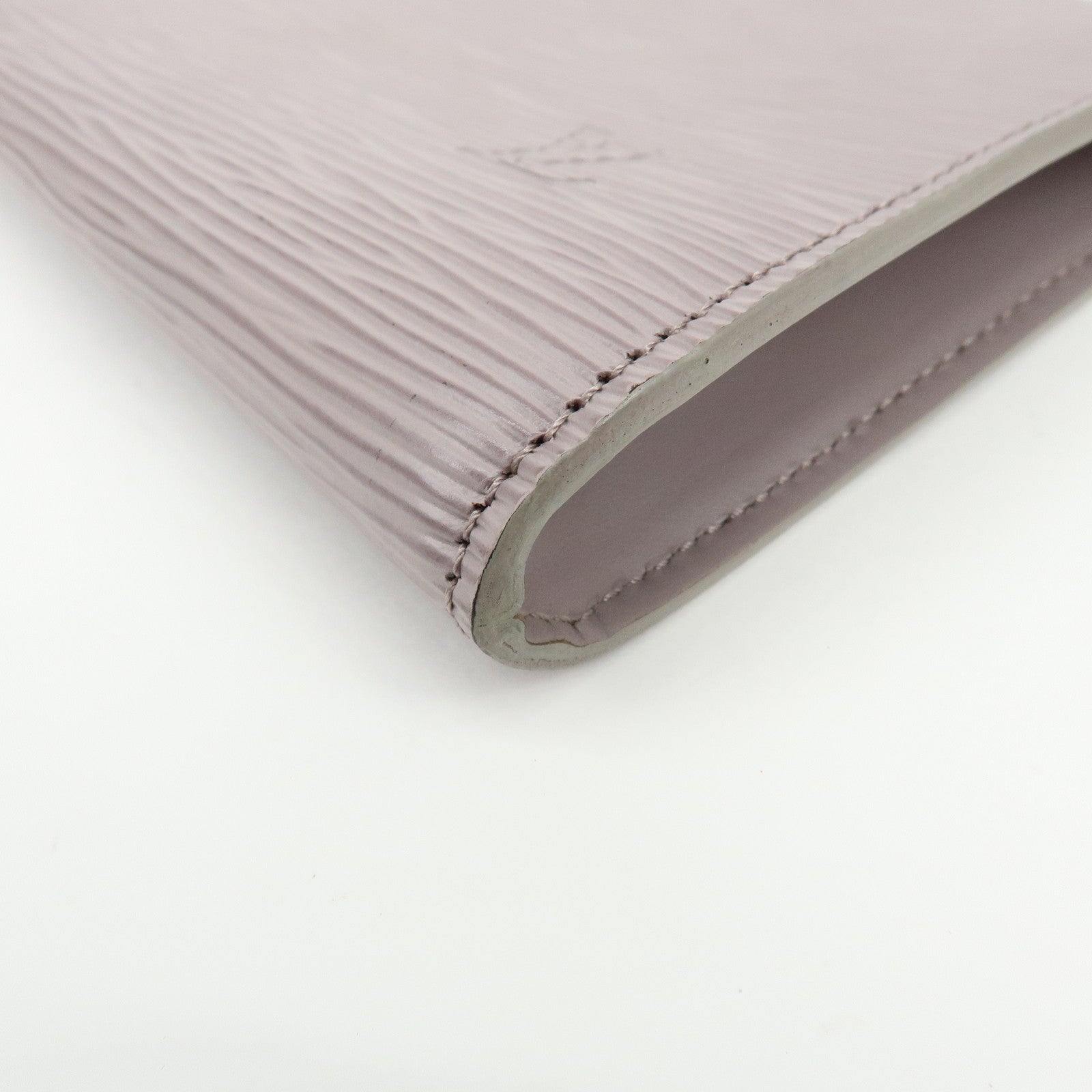 Louis Vuitton Epi Leather Pochette Accessoires Pouch Lilac M5294B