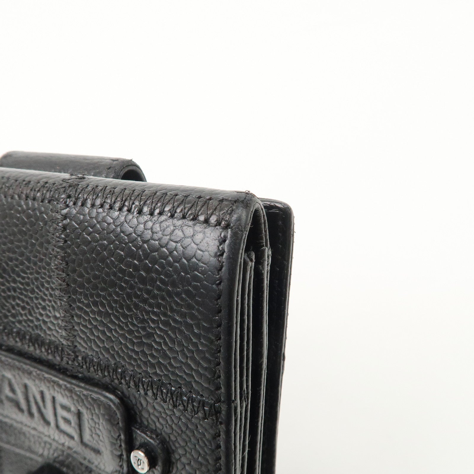 CHANEL Chocolate Bar Caviarskin W Hook Small Wallet Black Used