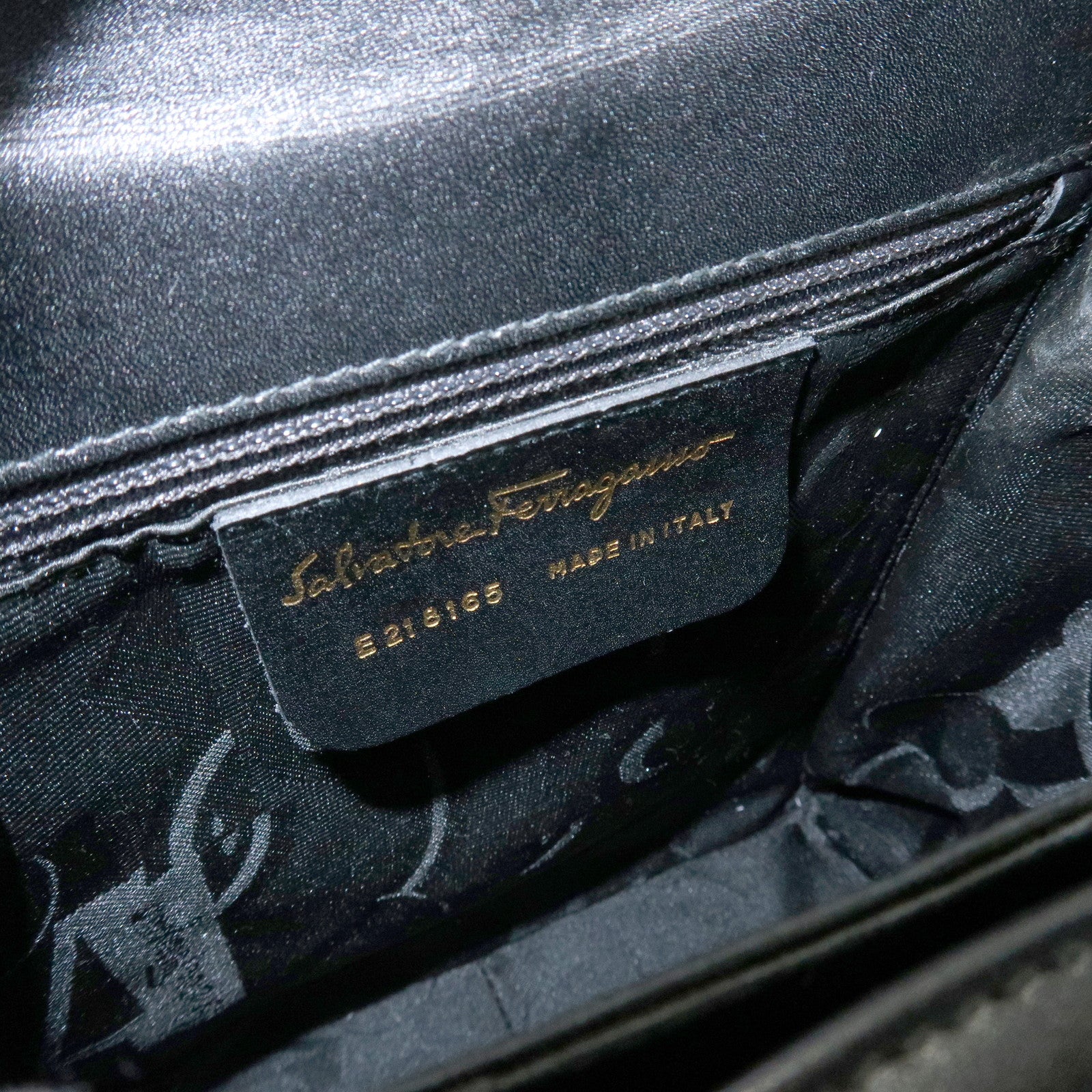 Ferragamo Gancini Leather Shoulder Bag Hand Bag Black