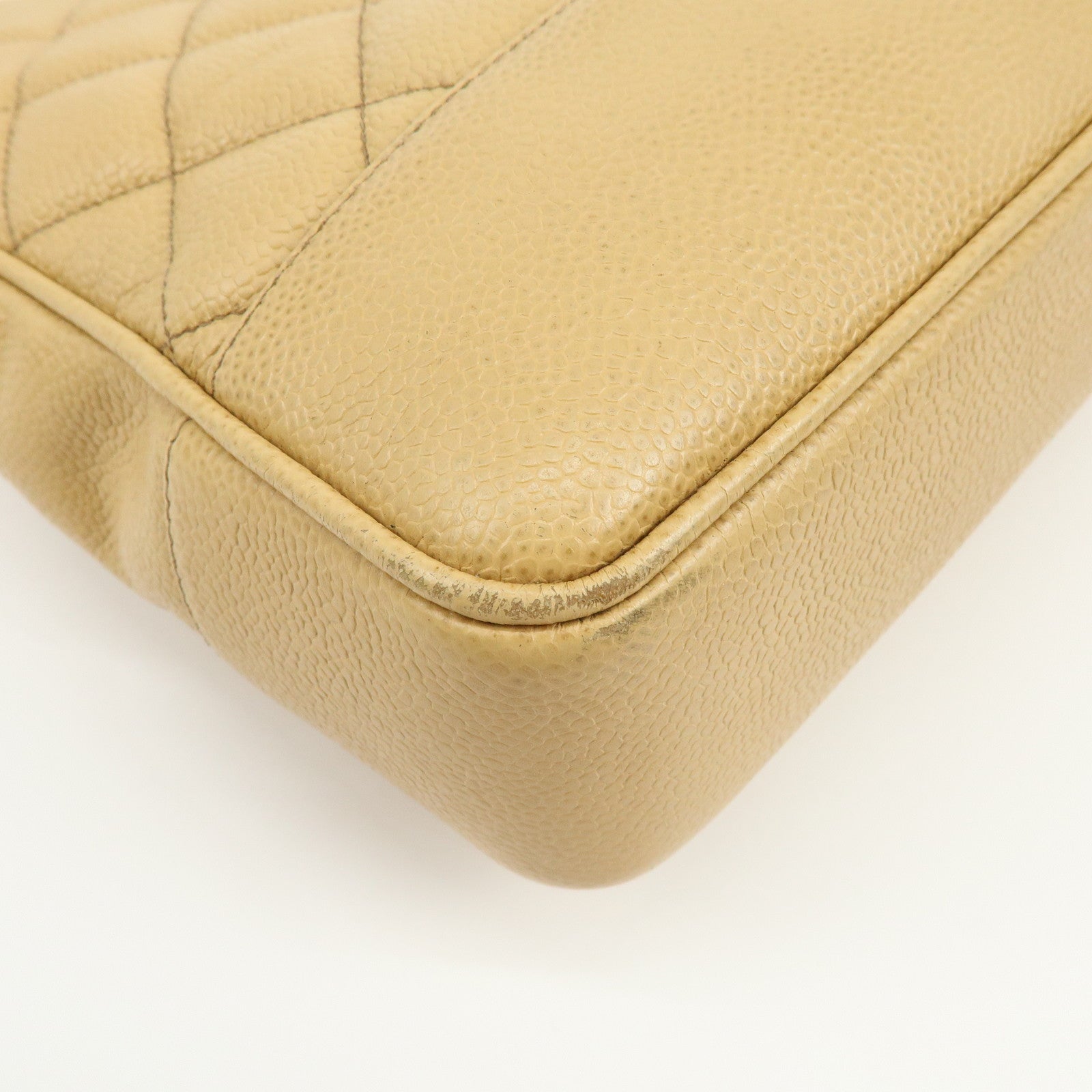 CHANEL Matelasse Caviarskin Shoulder Bag Hand Bag Beige