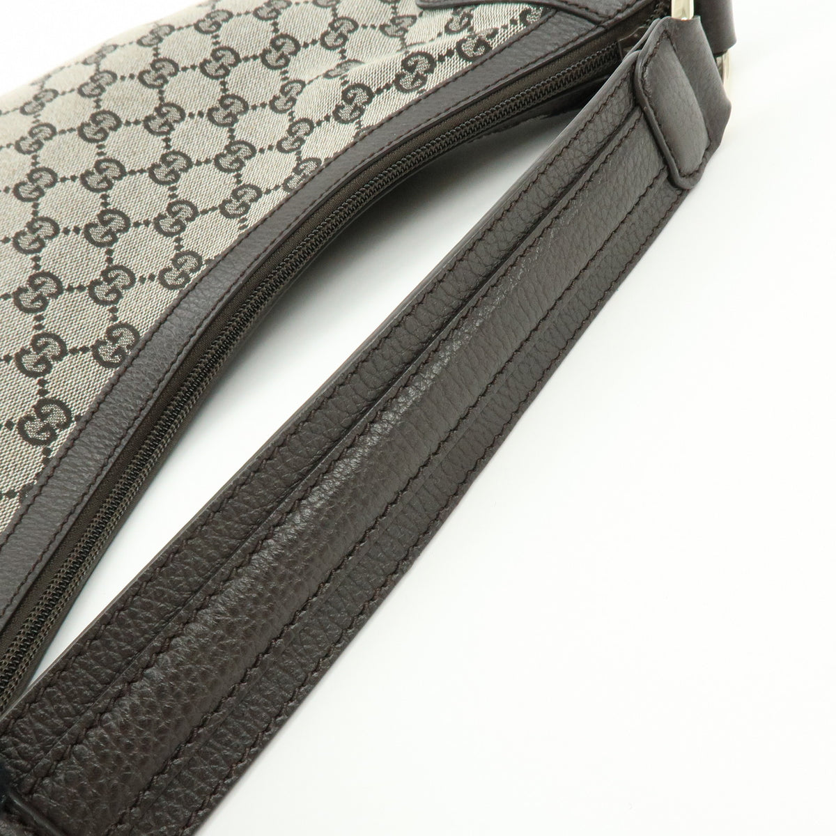 GUCCI GG Canvas Leather Shoulder Bag Dark Brown 257297