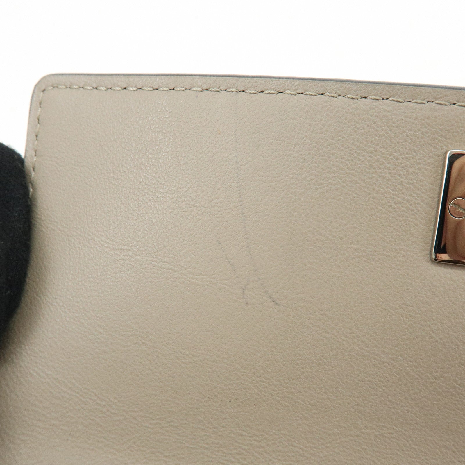 FENDI Peekaboo Leather Bi-fold Flap Long Wallet Beige 8M0427