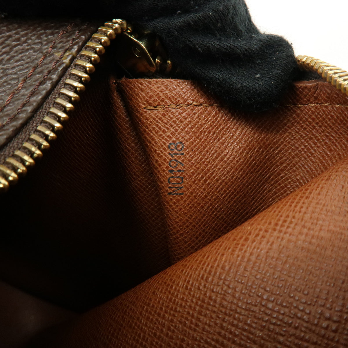 Louis Vuitton Monogram Papillon 30 Hand Bag Brown M51365