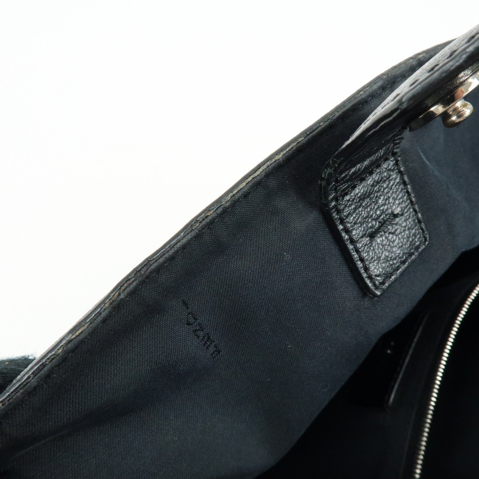 FENDI Leather Shoulder Bag Hand Bag Logo Charm Black 8BR697