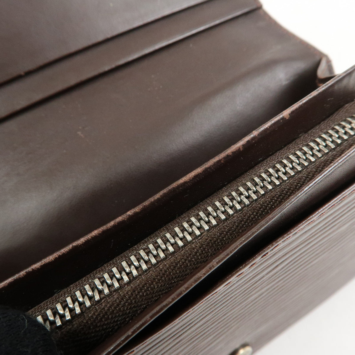 Louis Vuitton Epi Porte Monnaie Billet Tresor Bi-fold Wallet M6350D