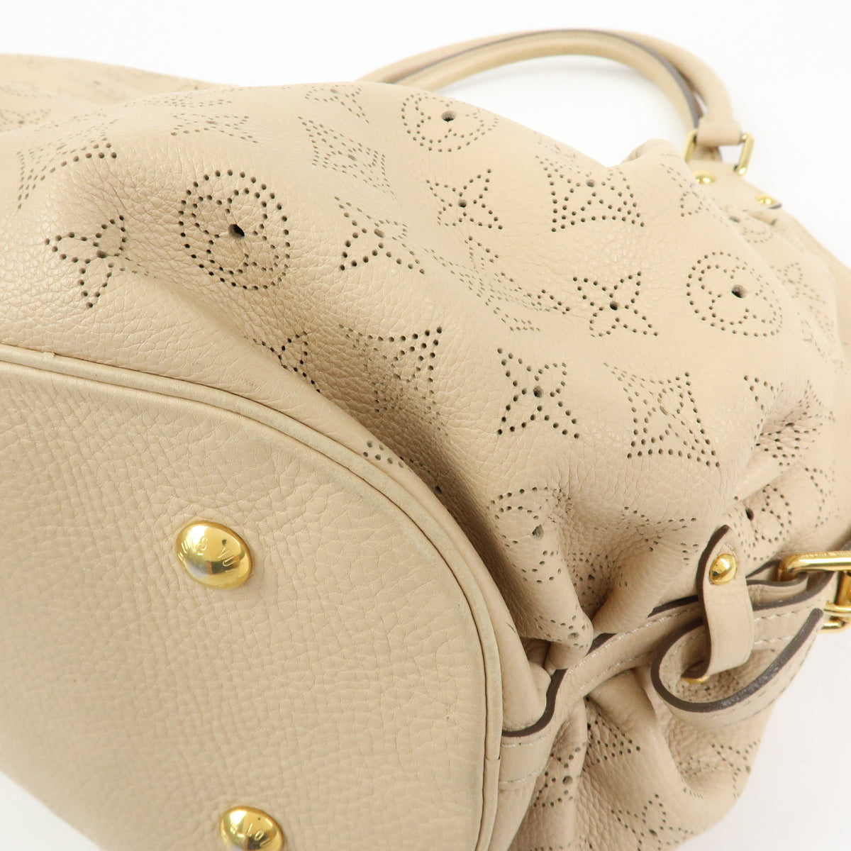 Louis Vuitton Monogram Mahina L Shoulder Hand Bag Sable M93979