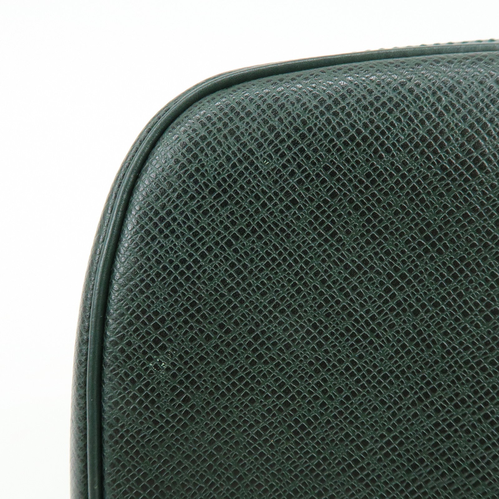 Louis Vuitton Taiga Leather Trousse Toilette GM Pouch Epicea M30214