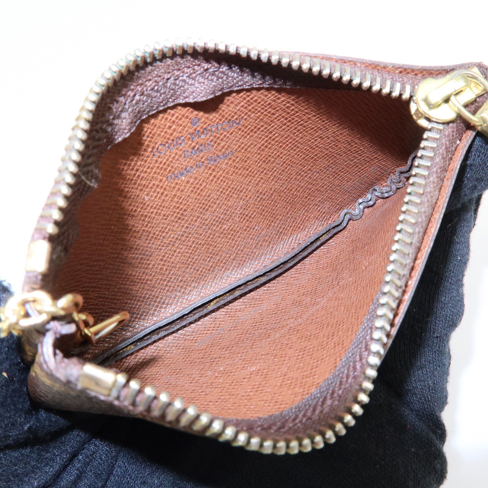 Louis Vuitton Monogram Pochette Cles Coin Case Key Case M62650