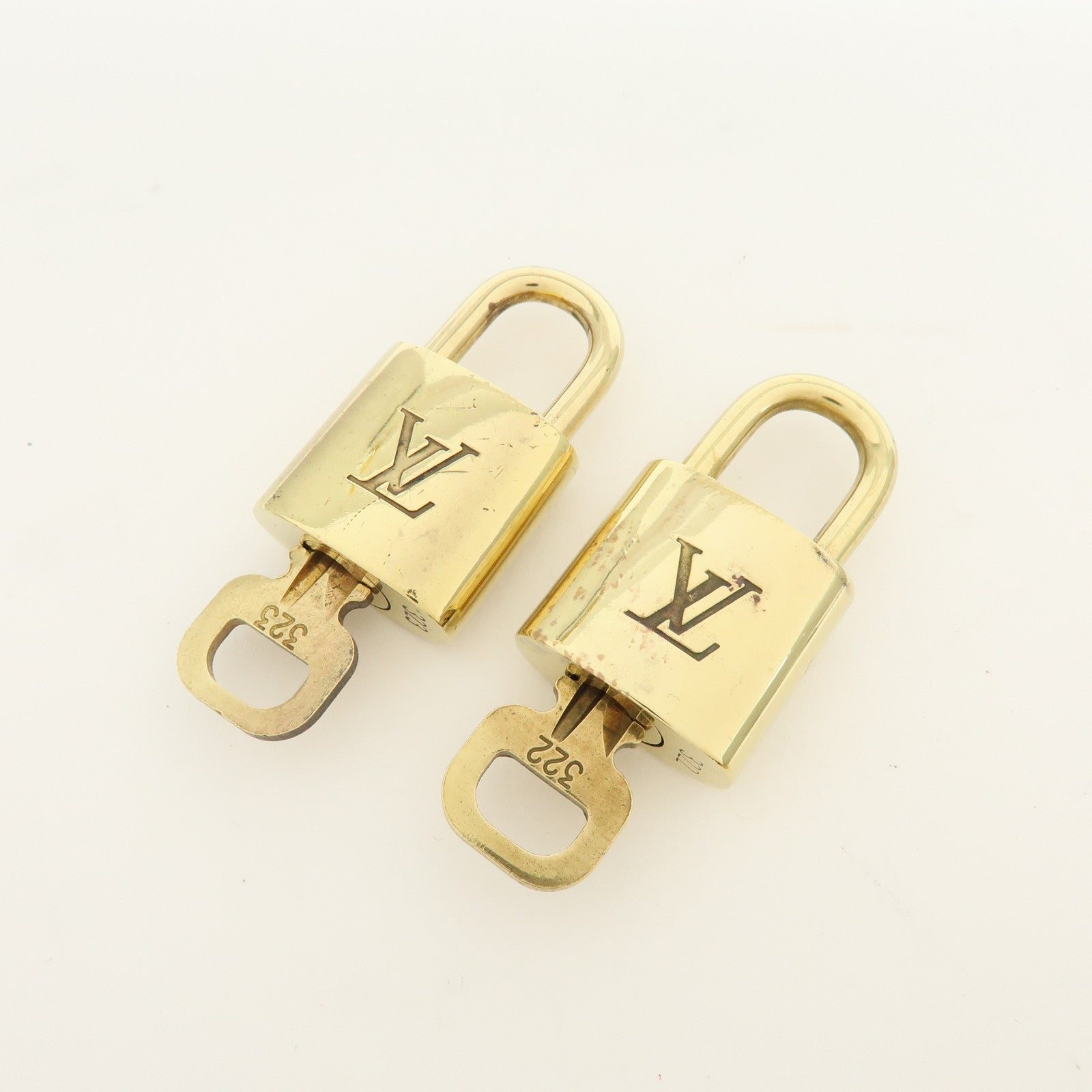 Louis Vuitton Lot of 10 Metal Lock & Key Cadena Key Lock Gold