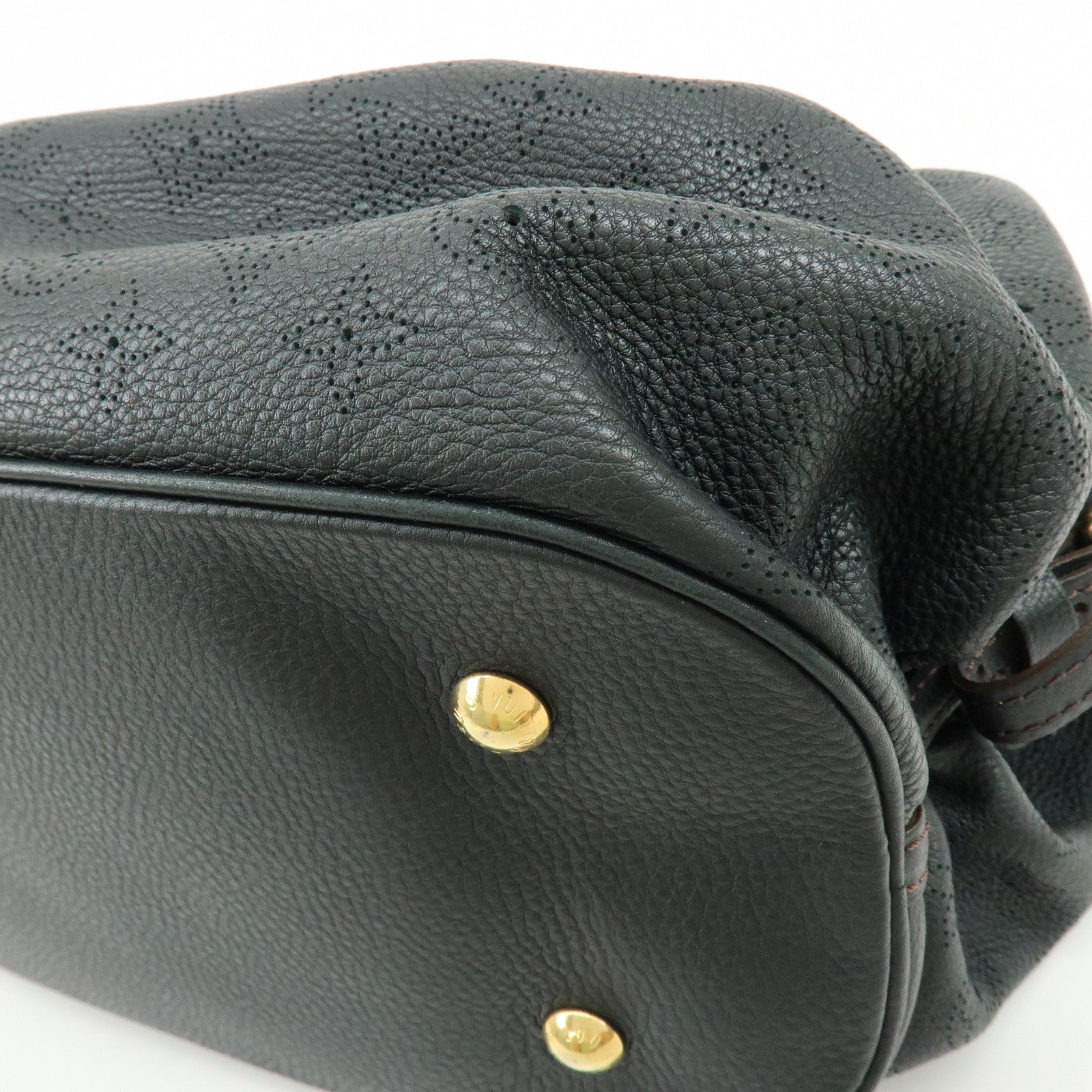 Louis Vuitton Monogram Mahina L Leather Shoulder Bag Noir Black M95765