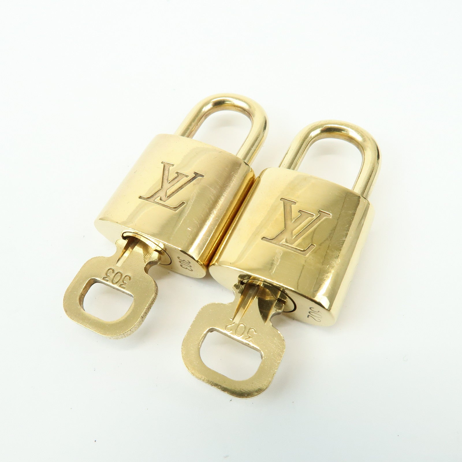 Louis Vuitton Set of 10 Lock & Key Cadena Key Lock