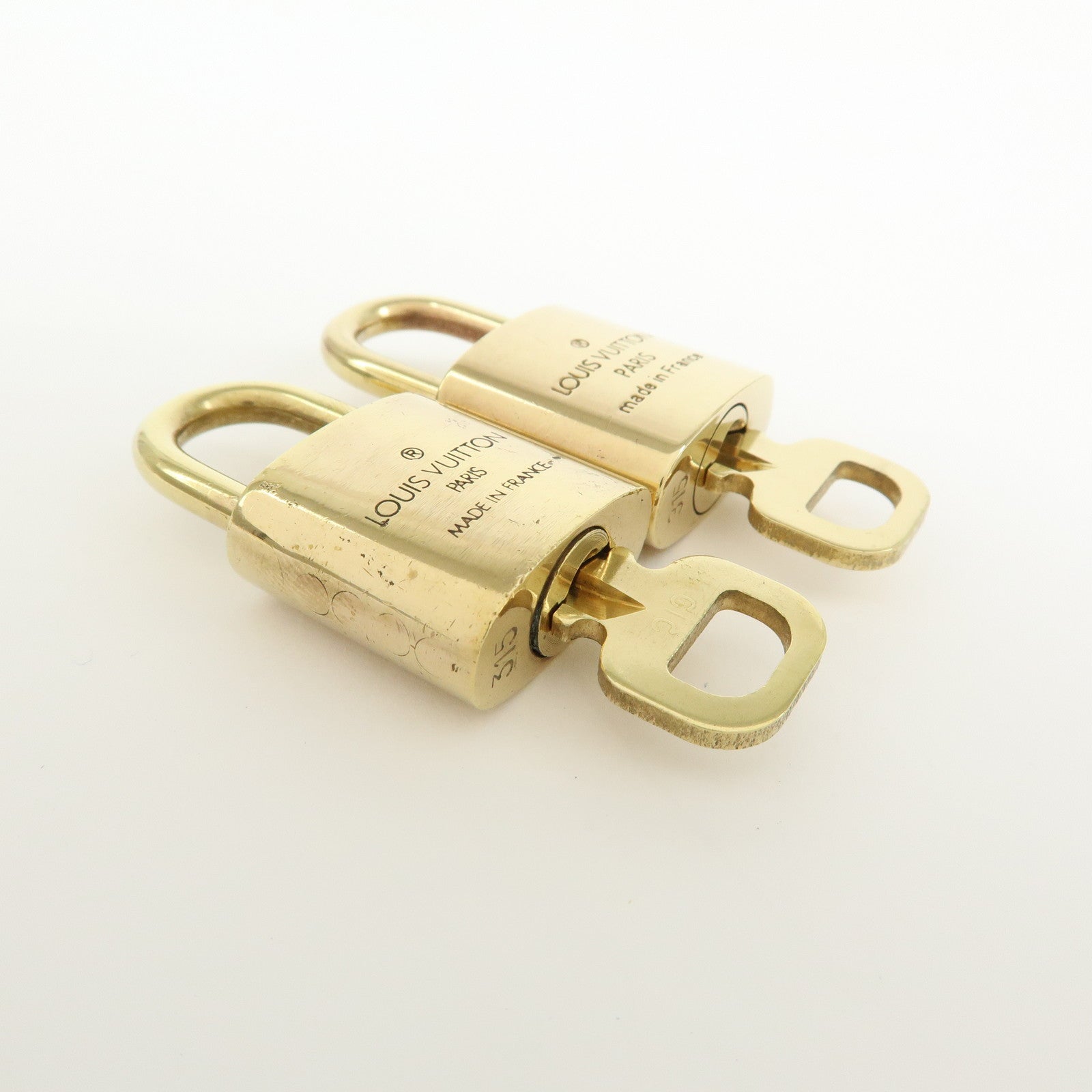 Louis Vuitton Set of 10 Lock & Key Cadena Key Lock Gold