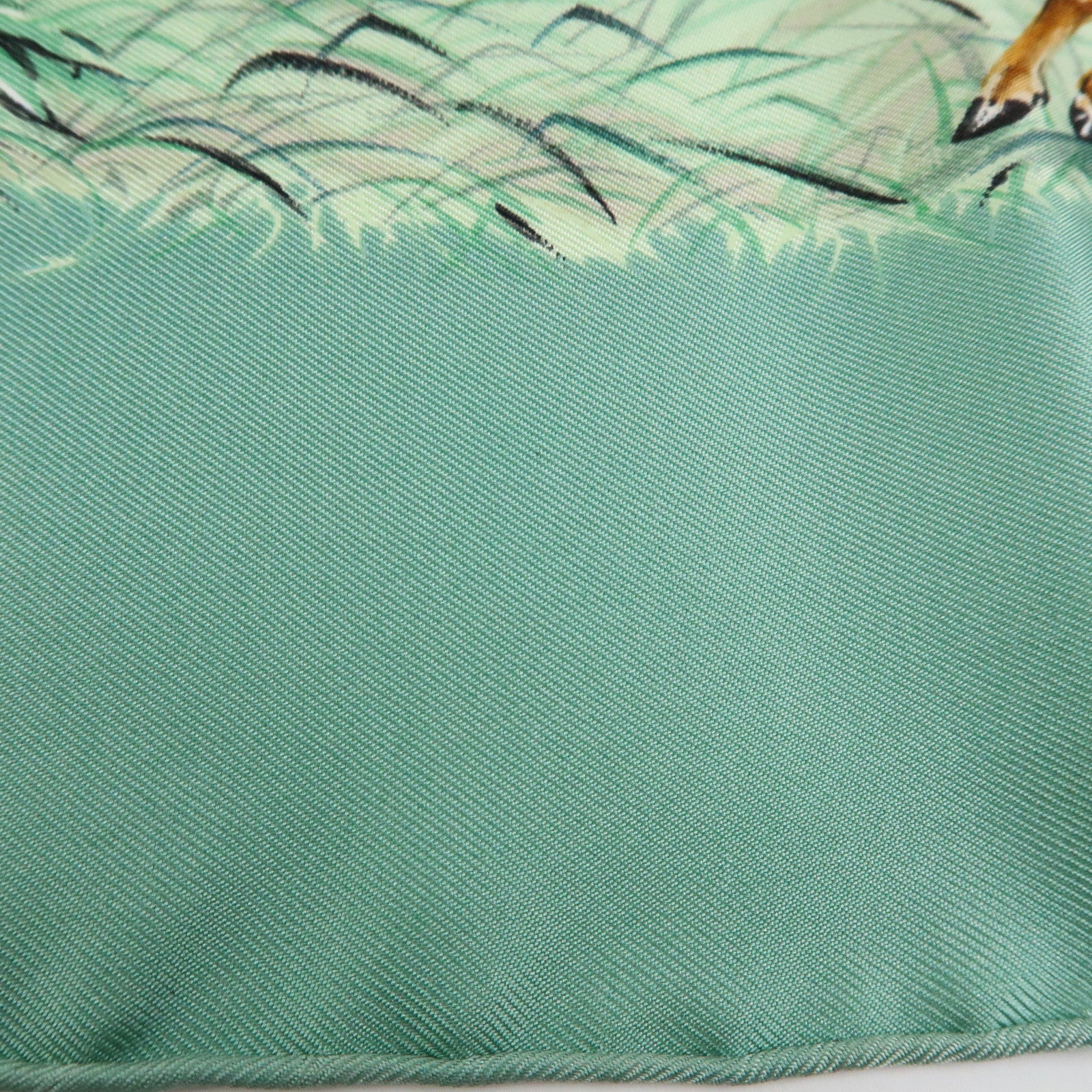 HERMES Carre 90 Silk 100% Scarf EQUATEUR Light Green Brown White