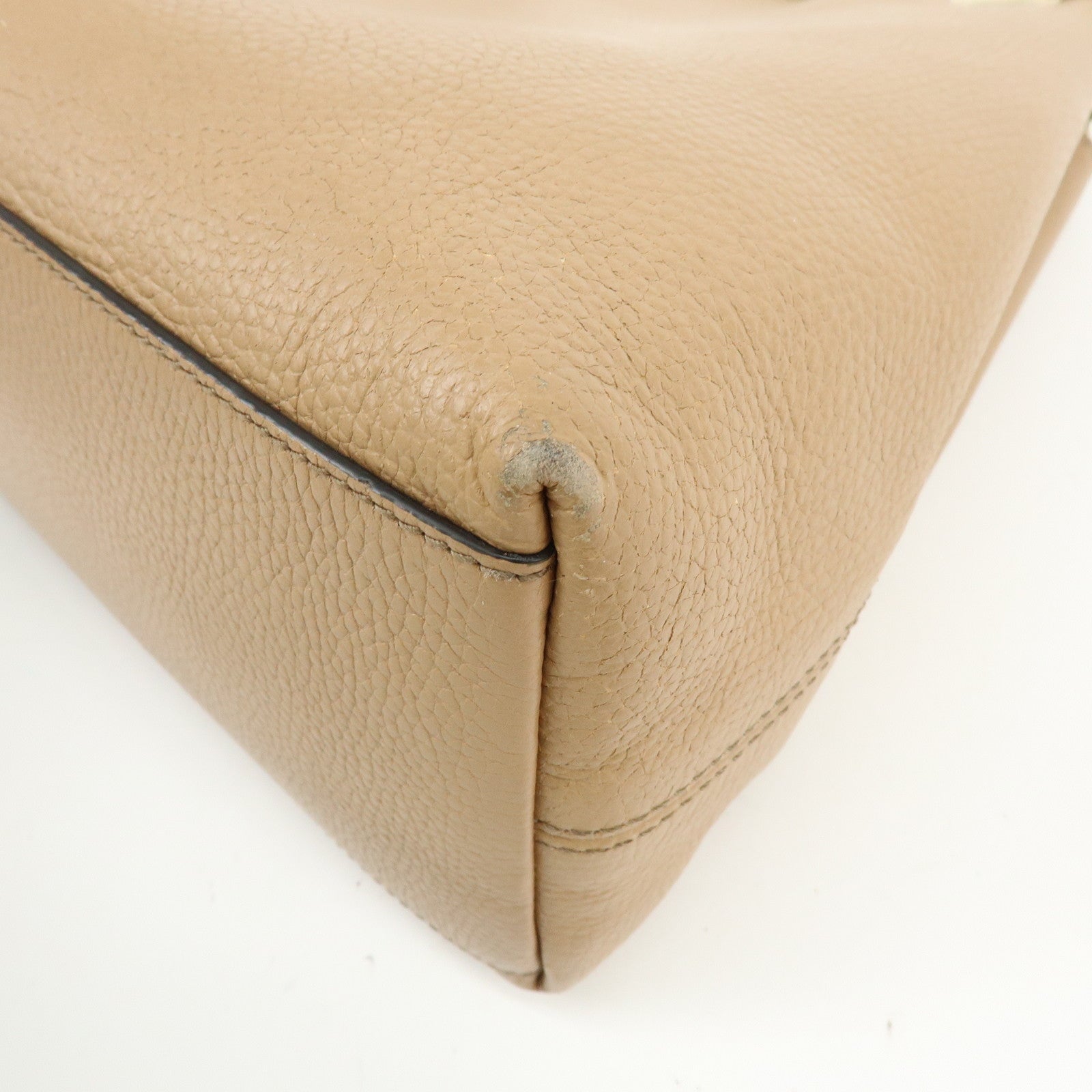 GUCCI SOHO Interlocking G Leather Chain Shoulder Bag Beige 536196