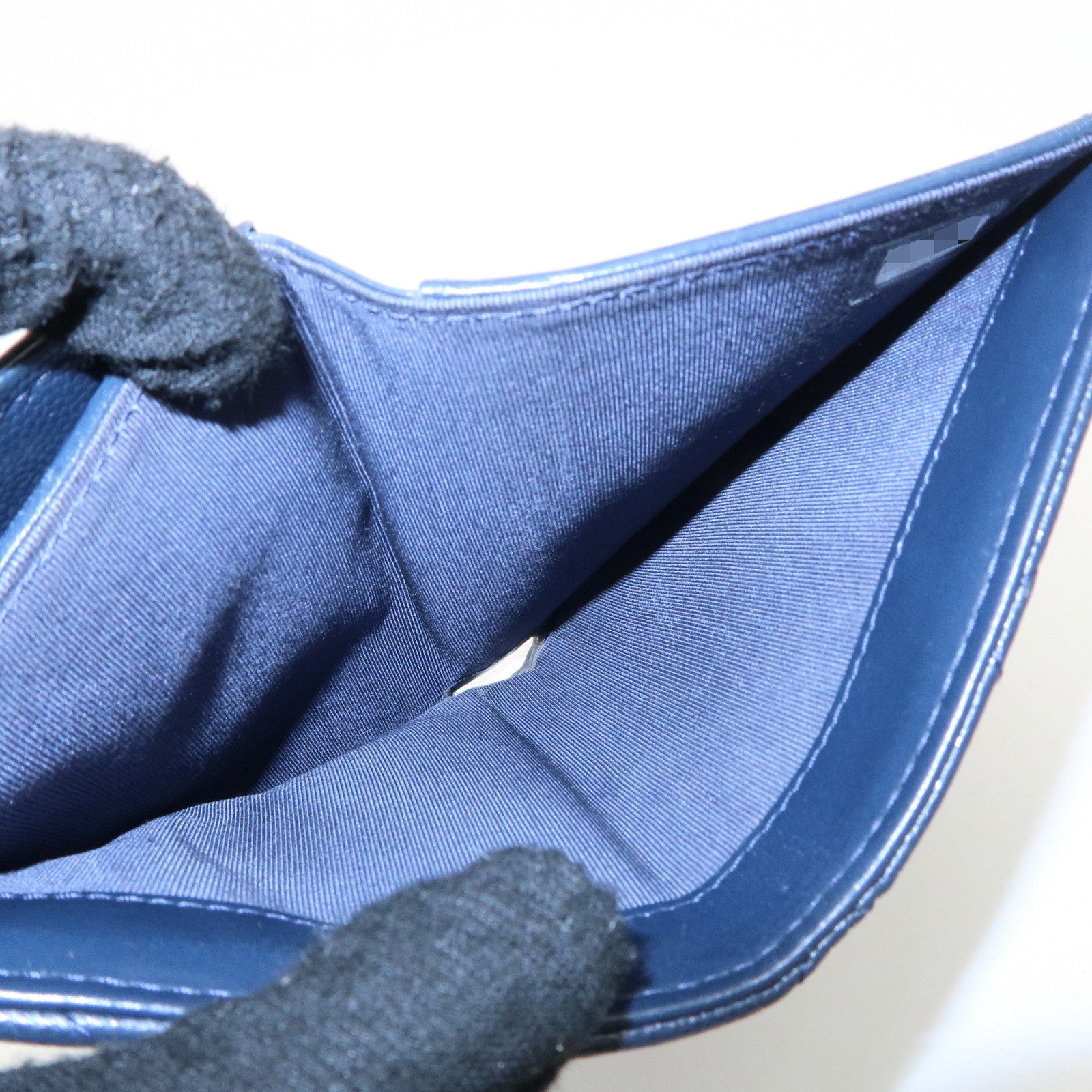 CHANEL Matelasse Caviarskin Tri-fold Wallet Small Wallet Navy AP0232 Used