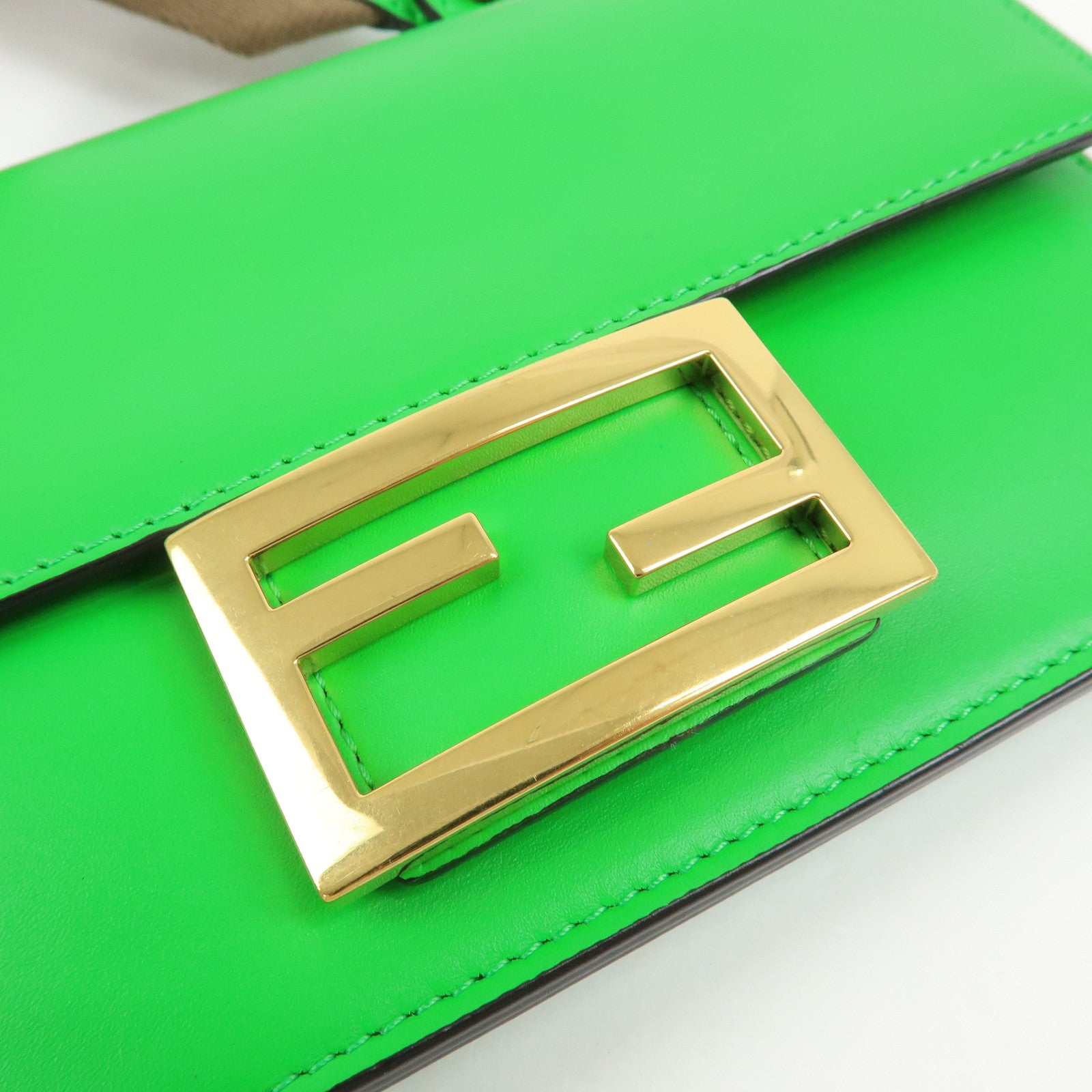 Fendi Flat Baguette Leather Shoulder Bag Green Brown 8BS039