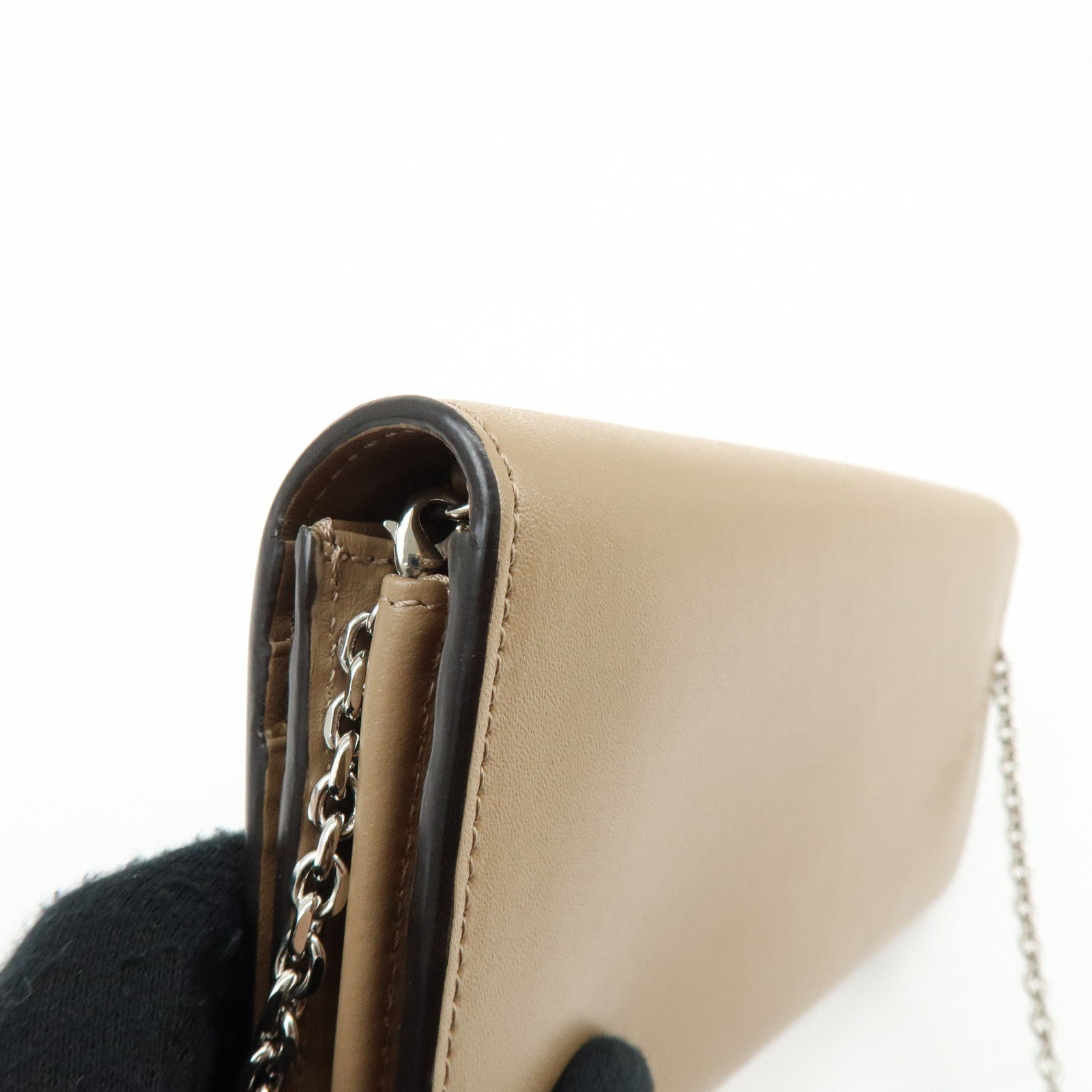 FENDI Leather Studs Chain Shoulder Wallet Long Wallet Beige 8M0365