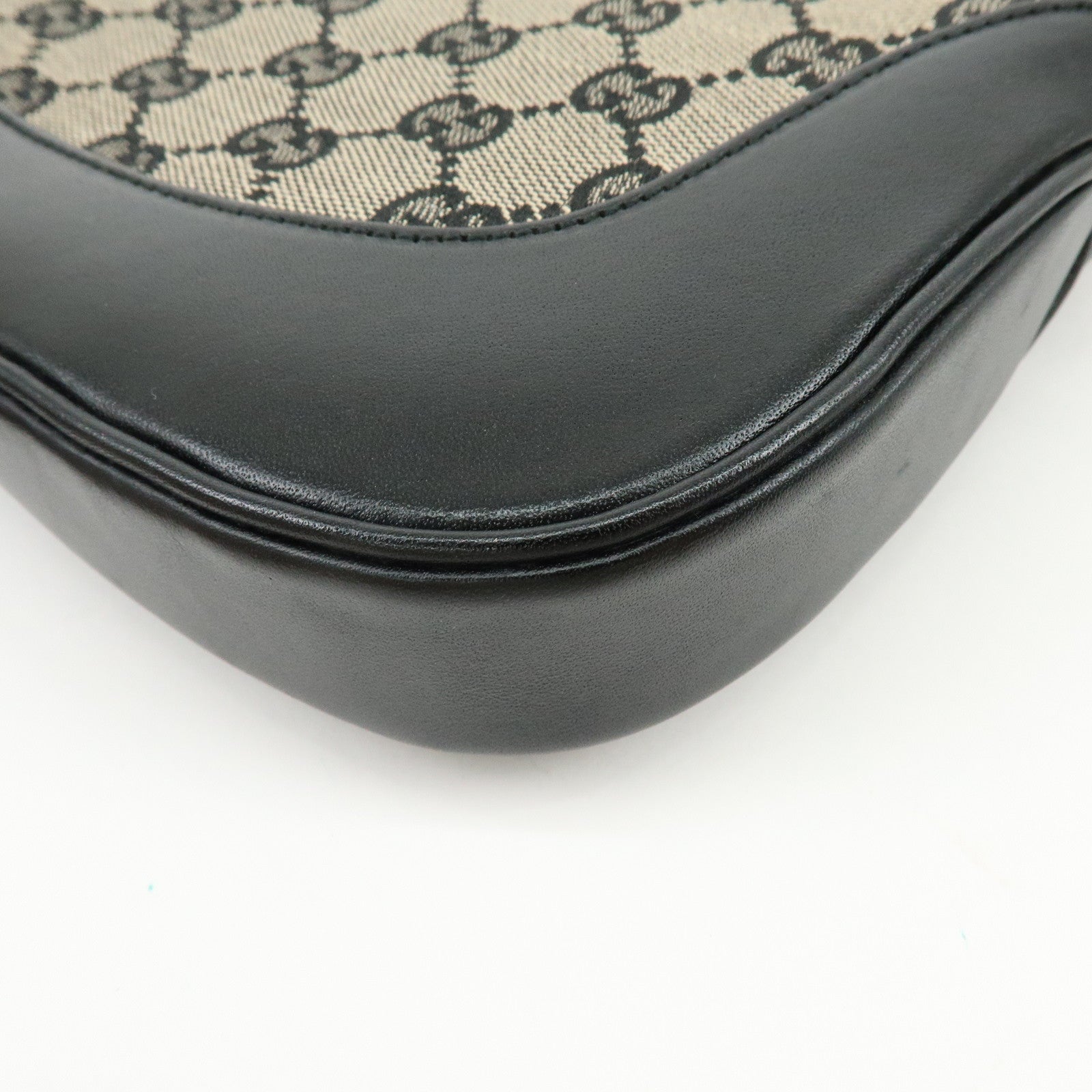 GUCCI Jackie GG Canvas Leather Shoulder Hand Bag Beige Black 001・3306