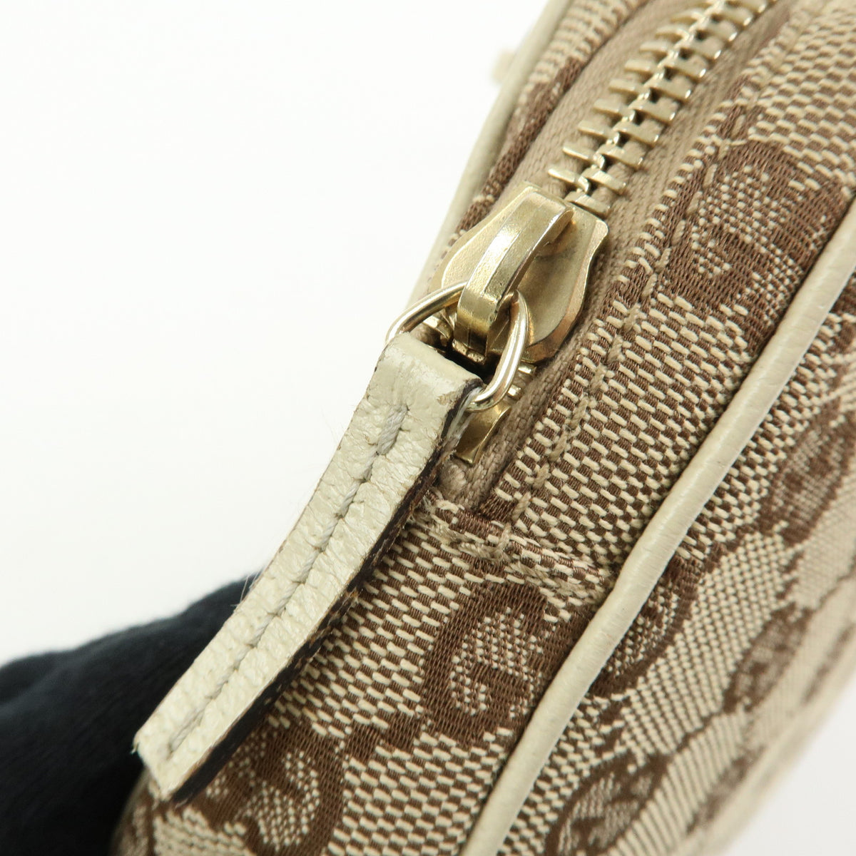 GUCCI GG Canvas Leather Shoulder Crossbody Bag Beige White 120975