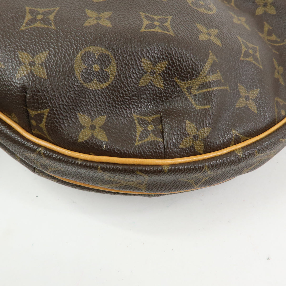 Louis Vuitton Monogram Croissant MM Shoulder Bag Brown M51512