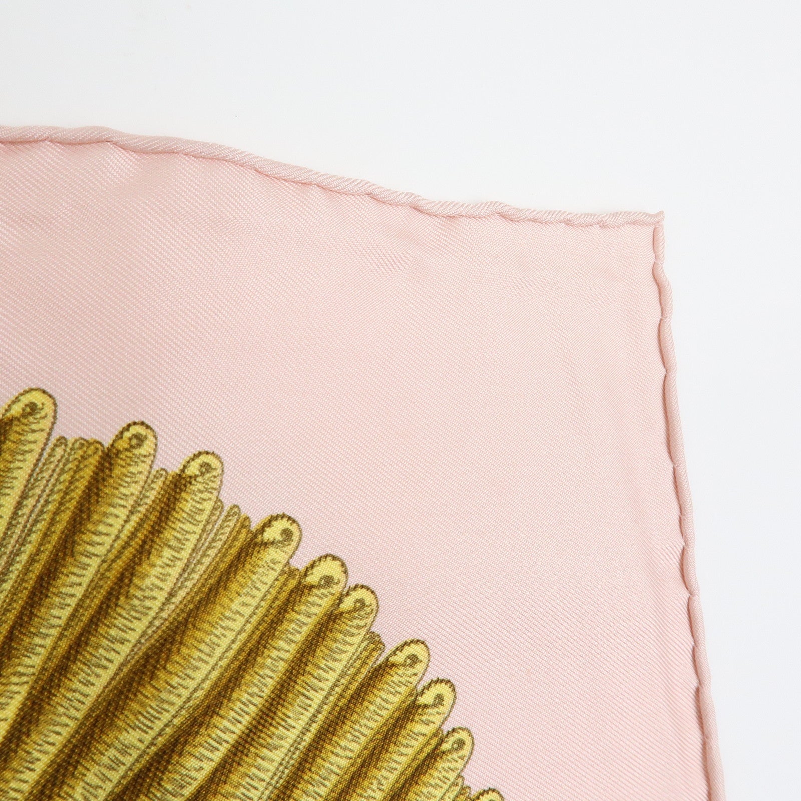 HERMES Carre 90 Silk 100% Scarf Poste et Cavalerie Light Pink Gold