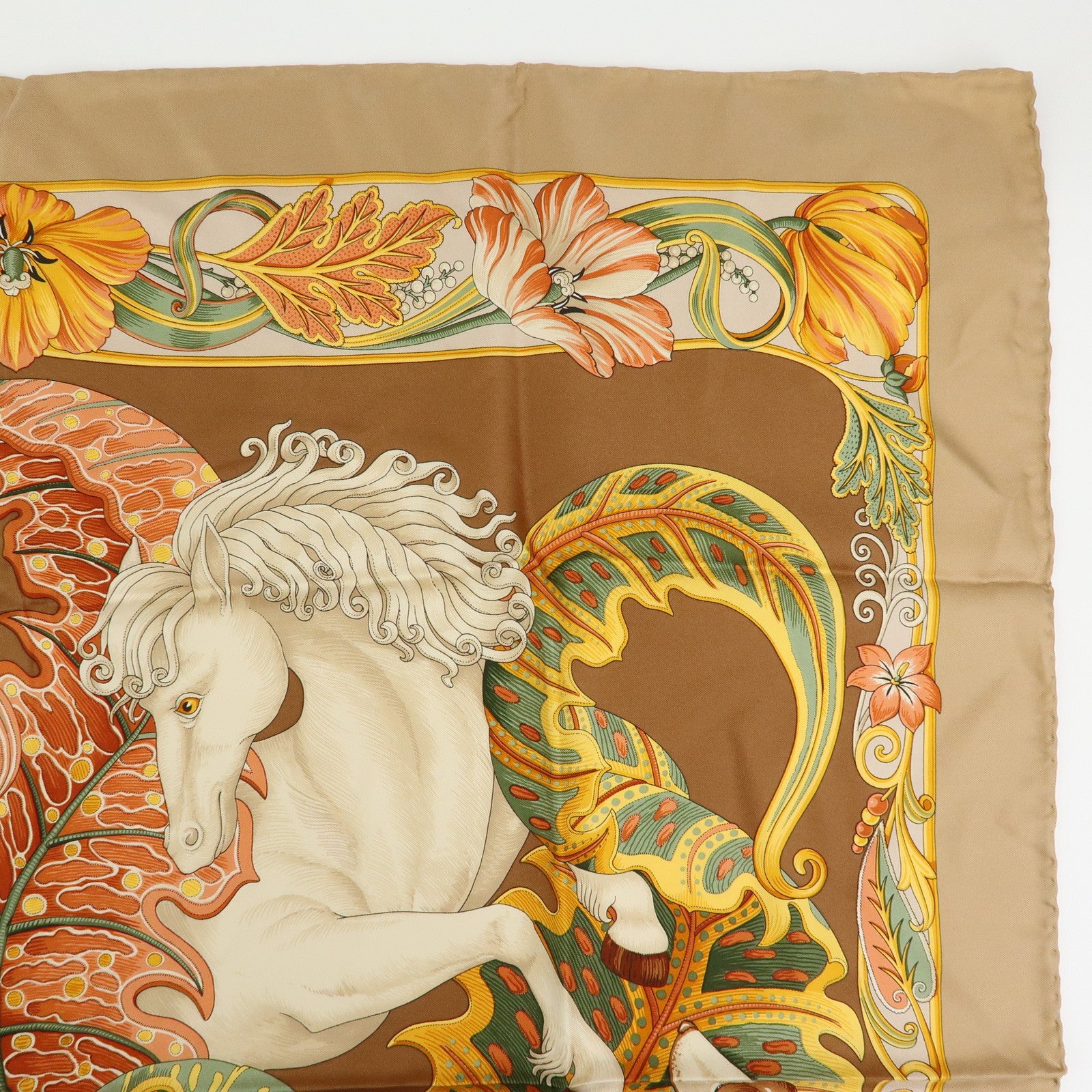 Ferragamo Silk 100% Scarf Animal Print Beige Orange Green Yellow