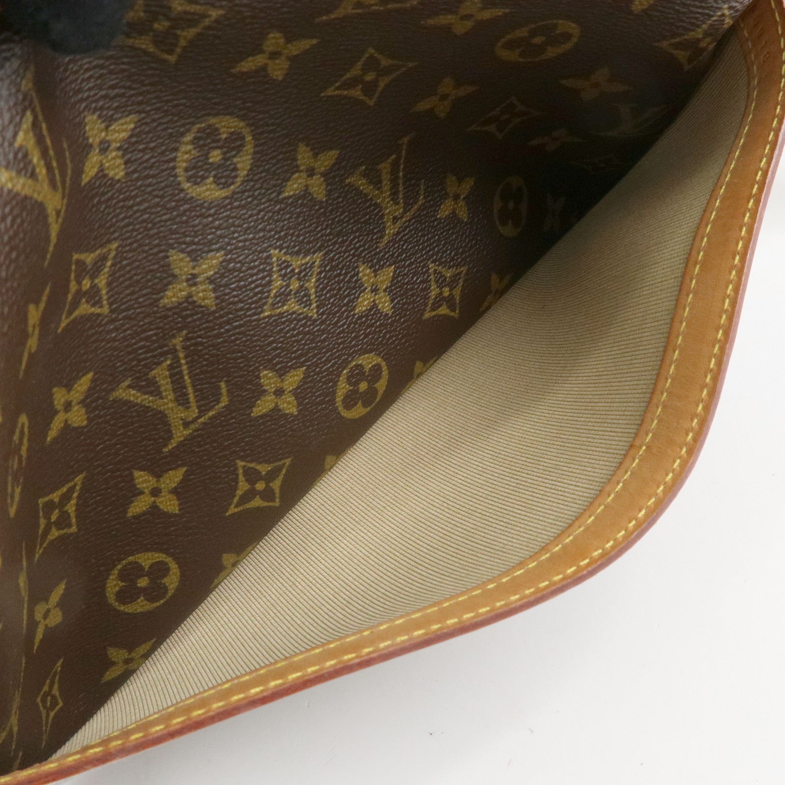 Louis Vuitton Monogram Reporter PM Shoulder Crossbody Bag Brown M45254