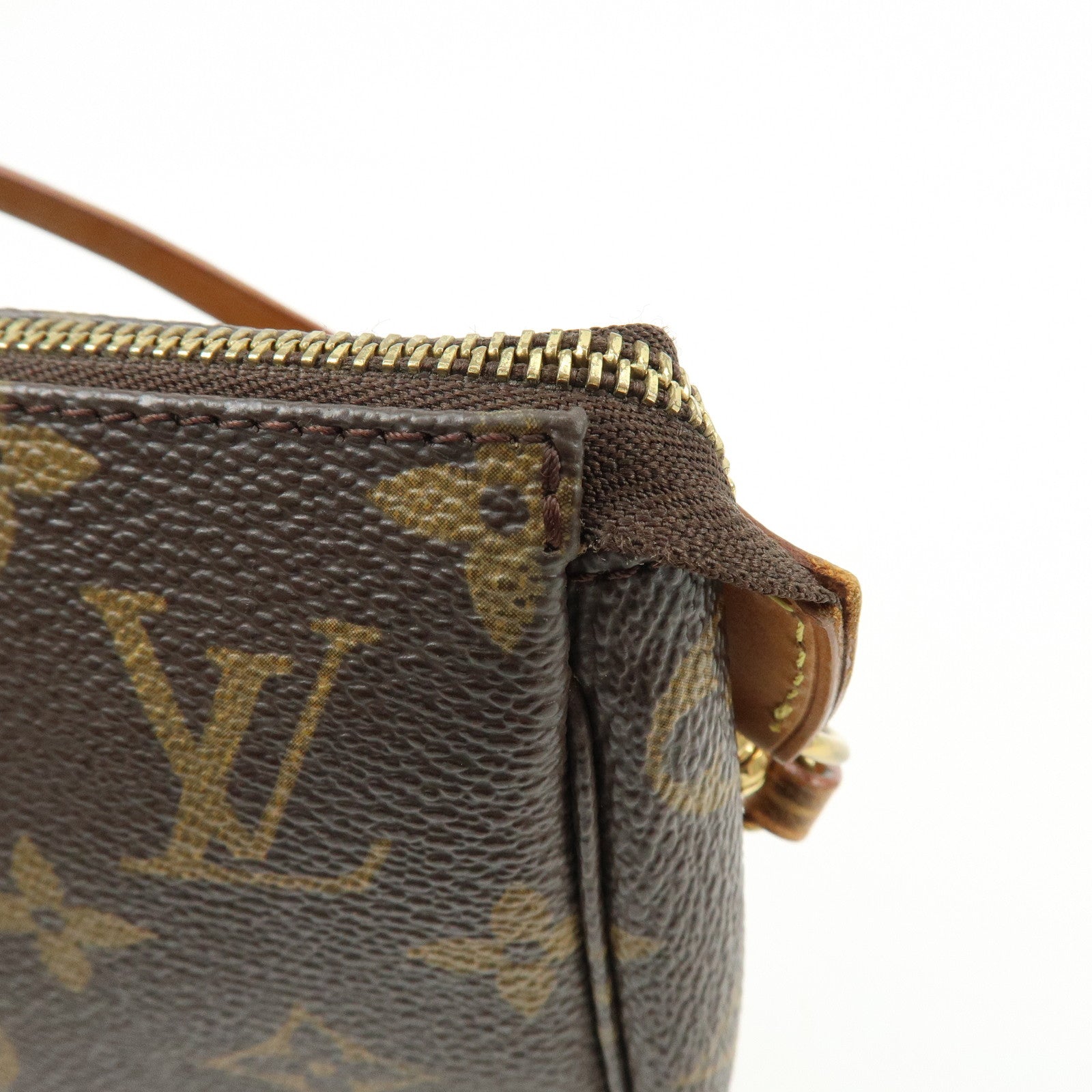 Louis Vuitton Monogram Pochette Accessoires Hand Bag Brown M51980