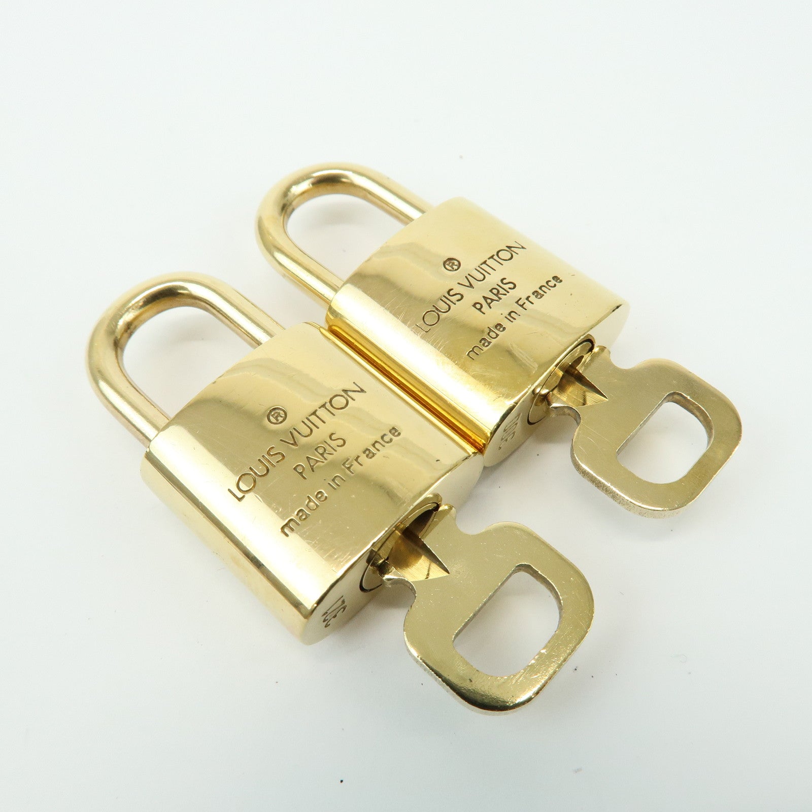Louis Vuitton Set of 10 Lock & Key Cadena Key Lock