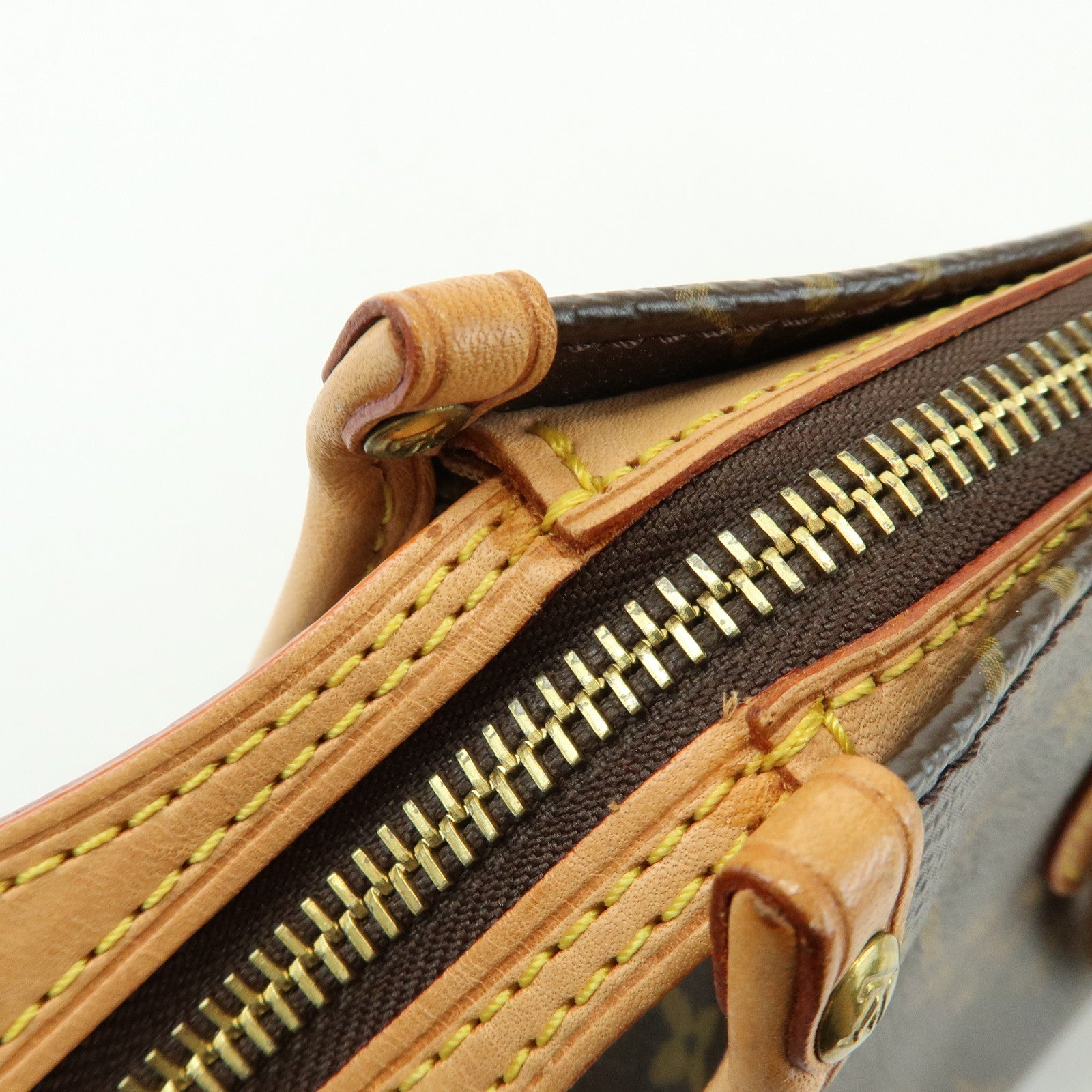 Louis Vuitton Monogram Popincourt Canvas Hand Bag Brown M40009