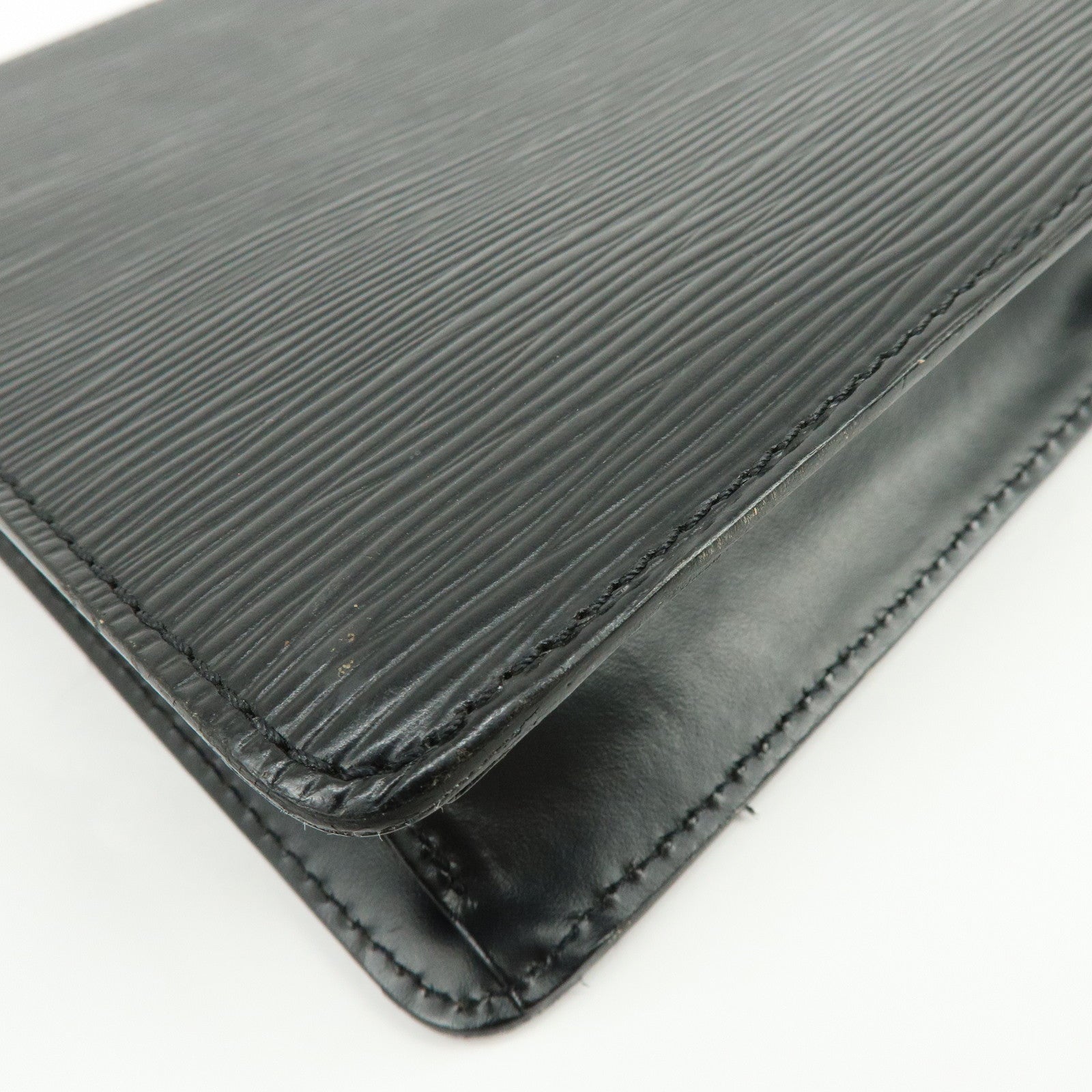 Louis Vuitton Epi Pochette Homme Clutch Bag Flat Pouch Noir M52522