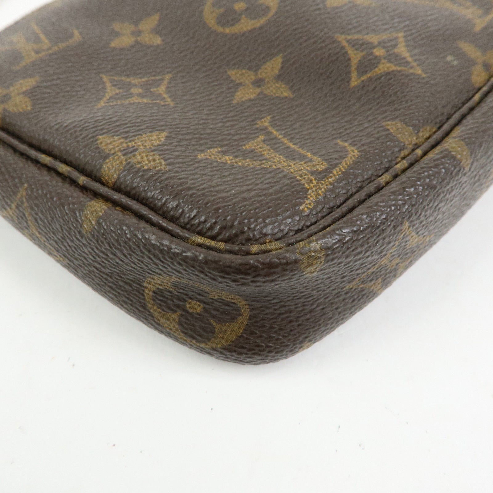 Louis Vuitton Monogram Pochette Accessoires Hand Bag Brown M51980