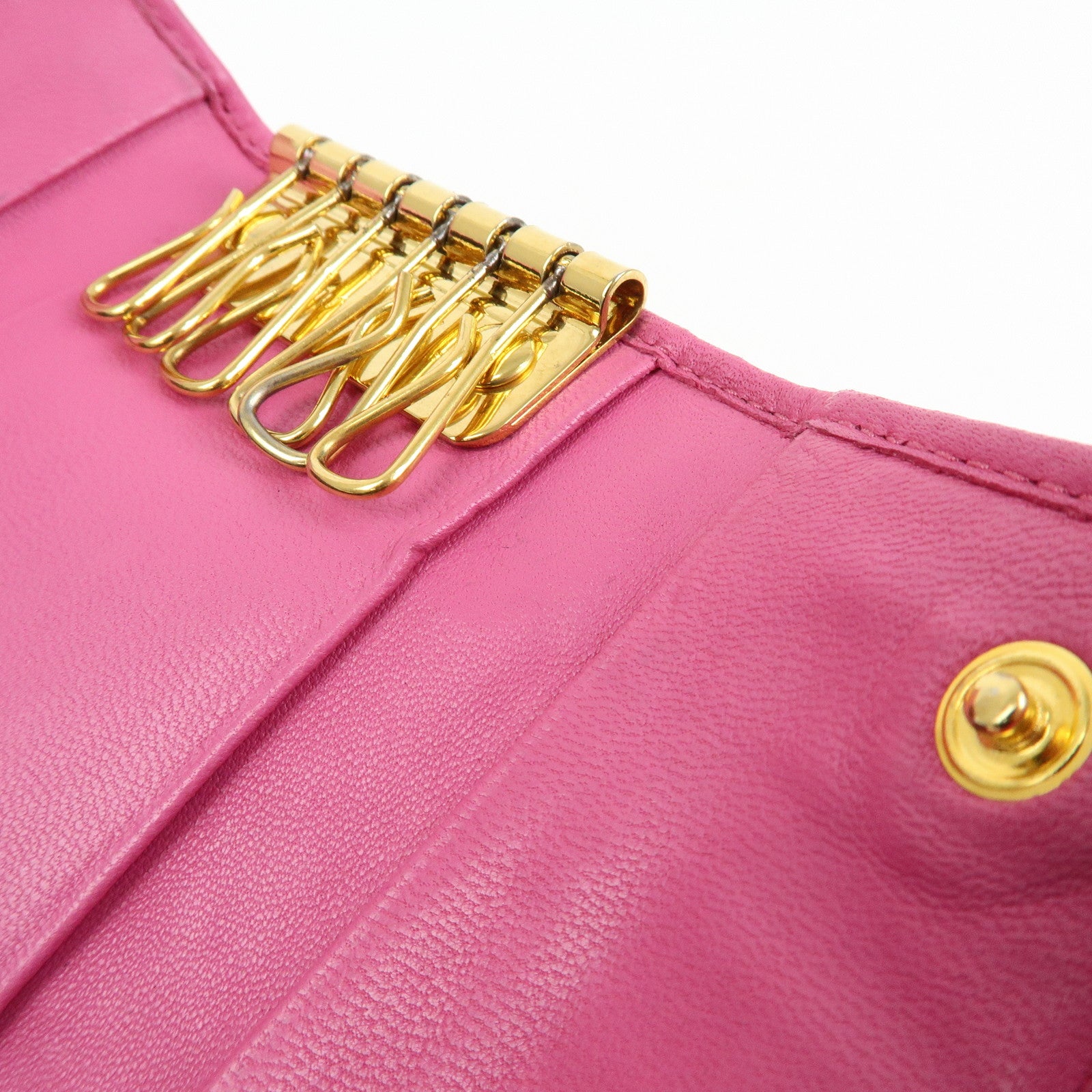 MIU MIU Matelasse Leather 6 Ring Key Case Key Holder Pink