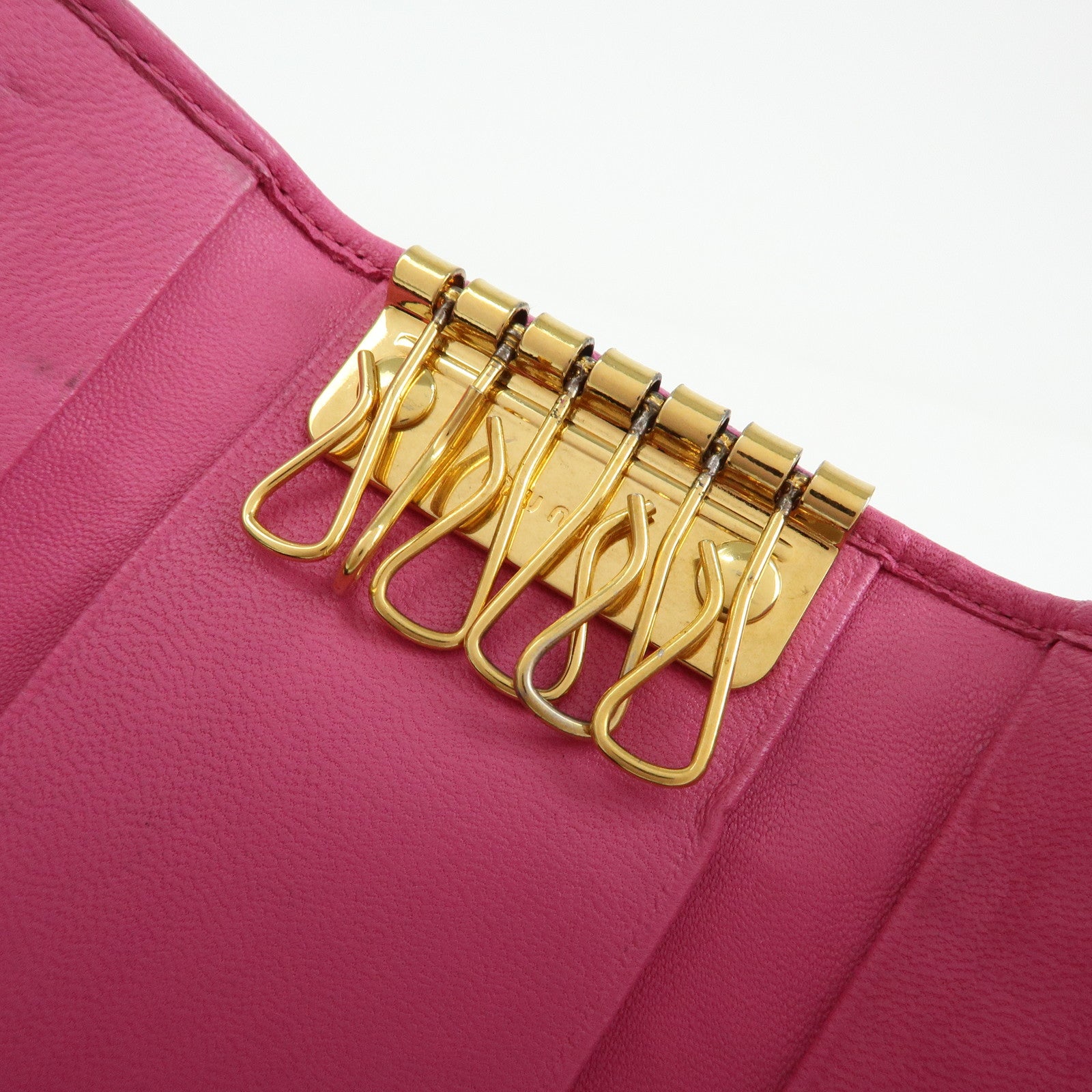 MIU MIU Matelasse Leather 6 Ring Key Case Key Holder Pink