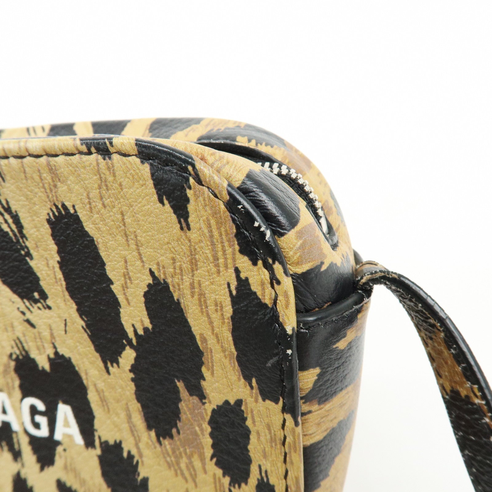 BALENCIAGA Everyday Camera Bag Shoulder Bag Leopard Pattern 552372