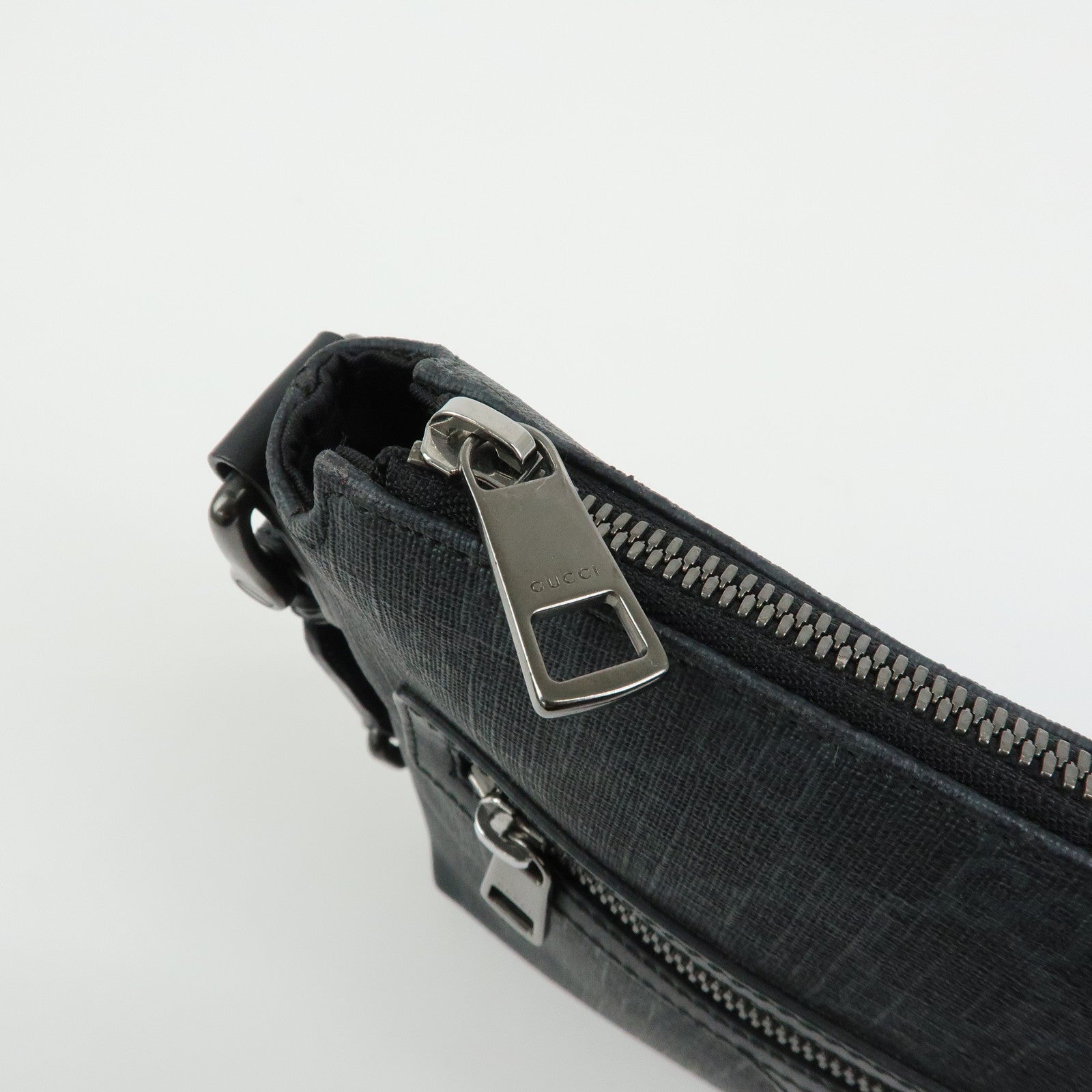 GUCCI GG Supreme Leather Shoulder Bag Crossbody Bag Black 387514