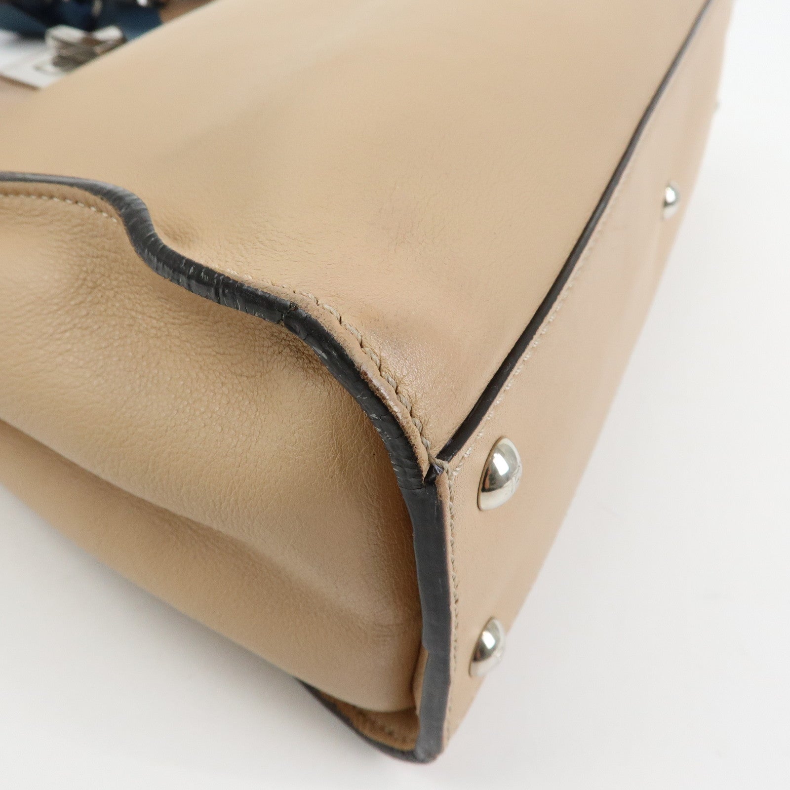 FENDI Peekaboo Medium Leather 2Way Bag Hand Shoulder Bag Beige 8BN290