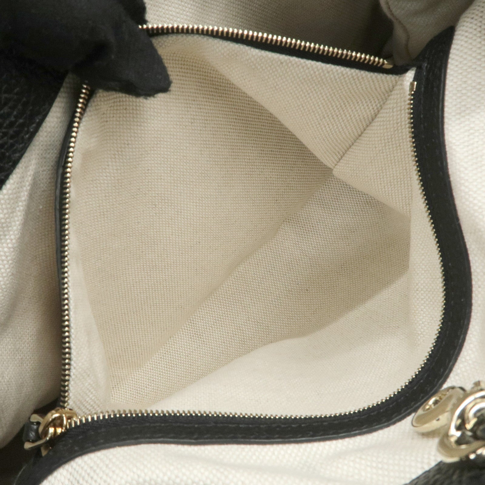 GUCCI SOHO Interlocking G Leather Chain Shoulder Bag Black 536196