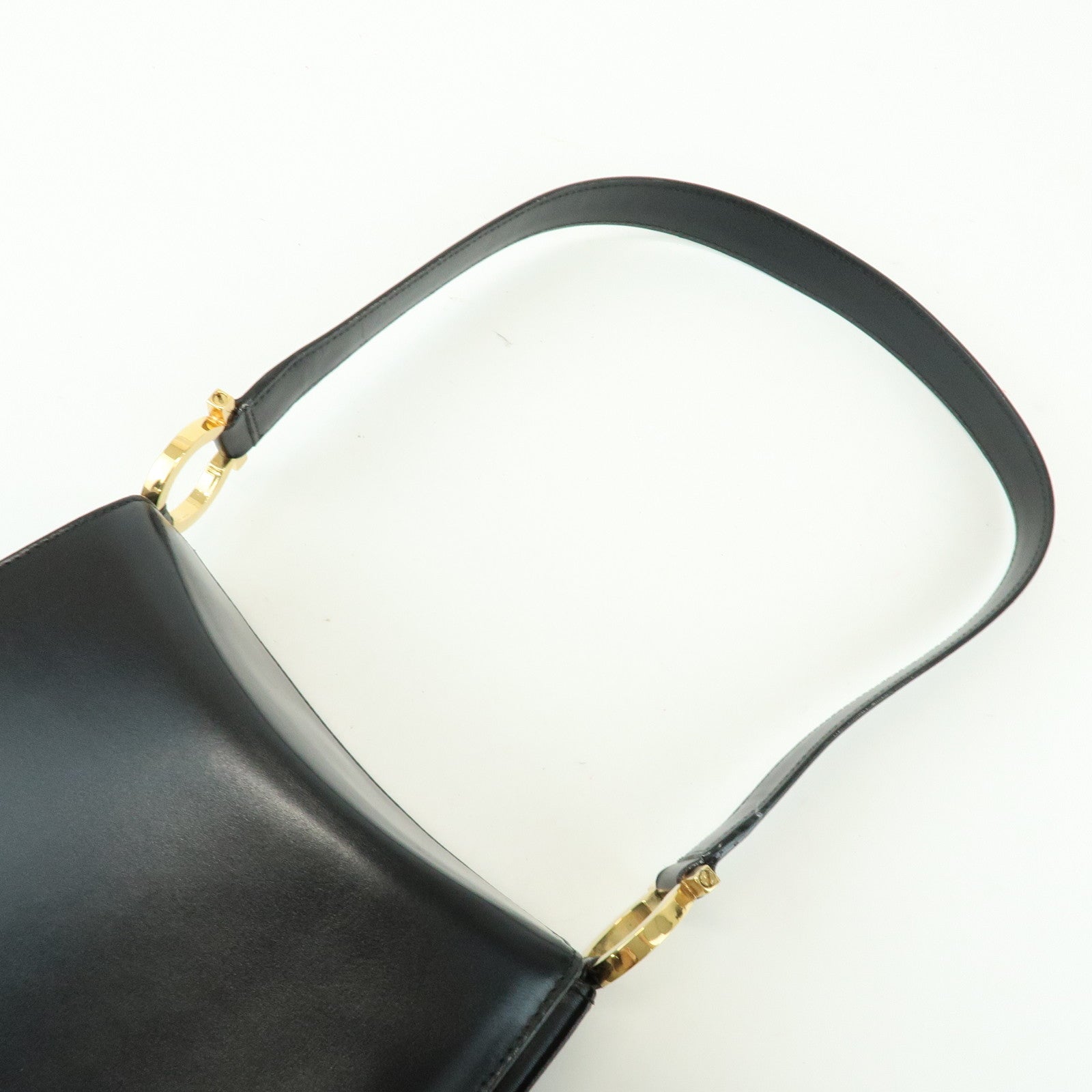 Ferragamo Gancini Leather Shoulder Bag Hand Bag Black