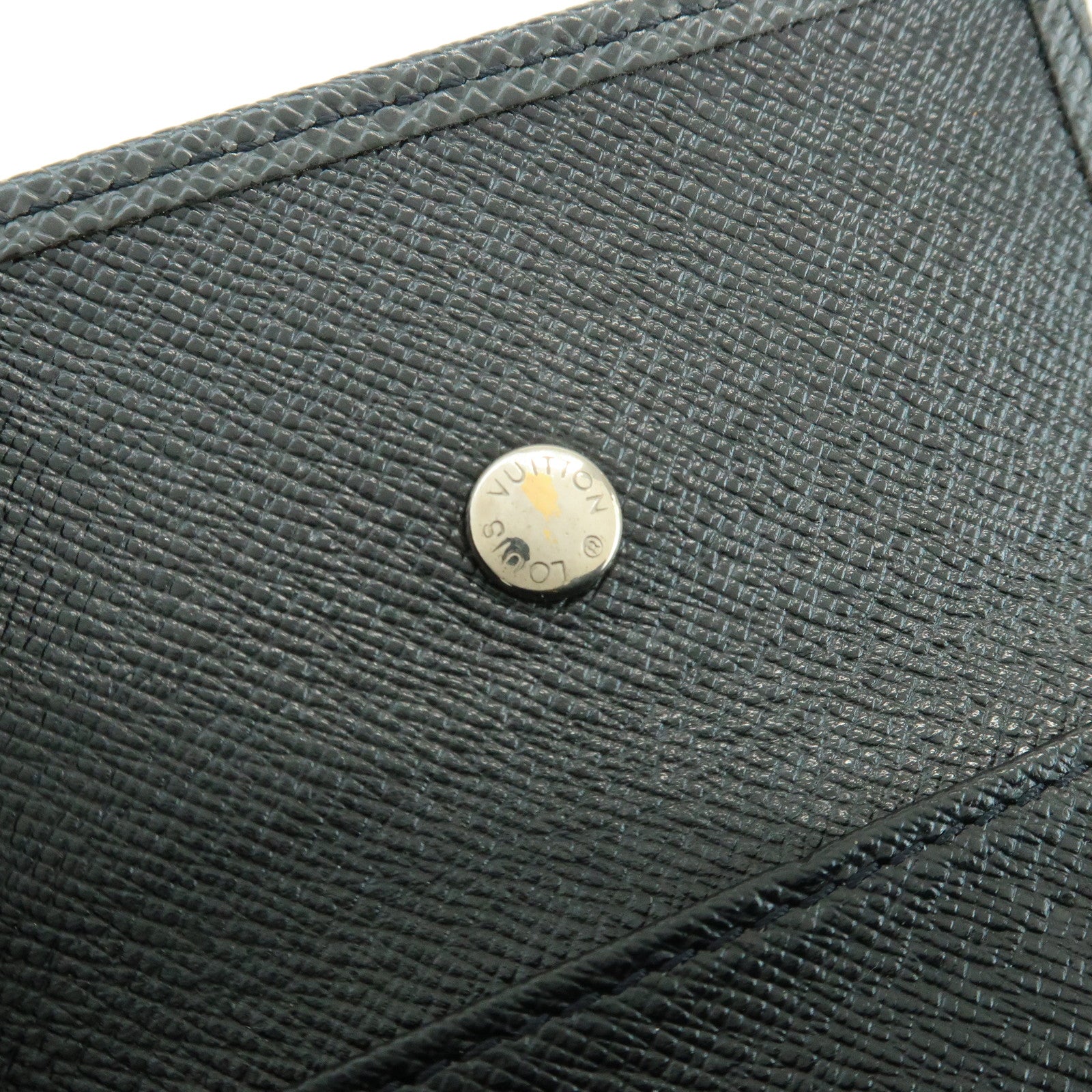 Louis Vuitton Taiga Multicles 4 Key Case Key Holder Ardoise M30522
