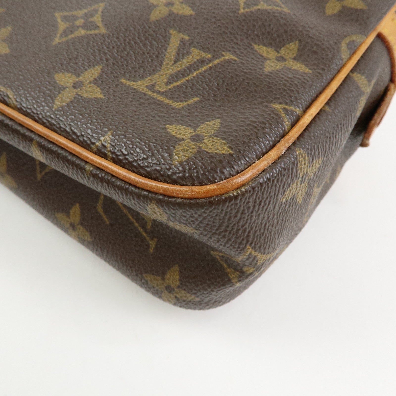 Louis Vuitton Monogram Compiegne 23 Pouch Clutch Bag Brown M51845