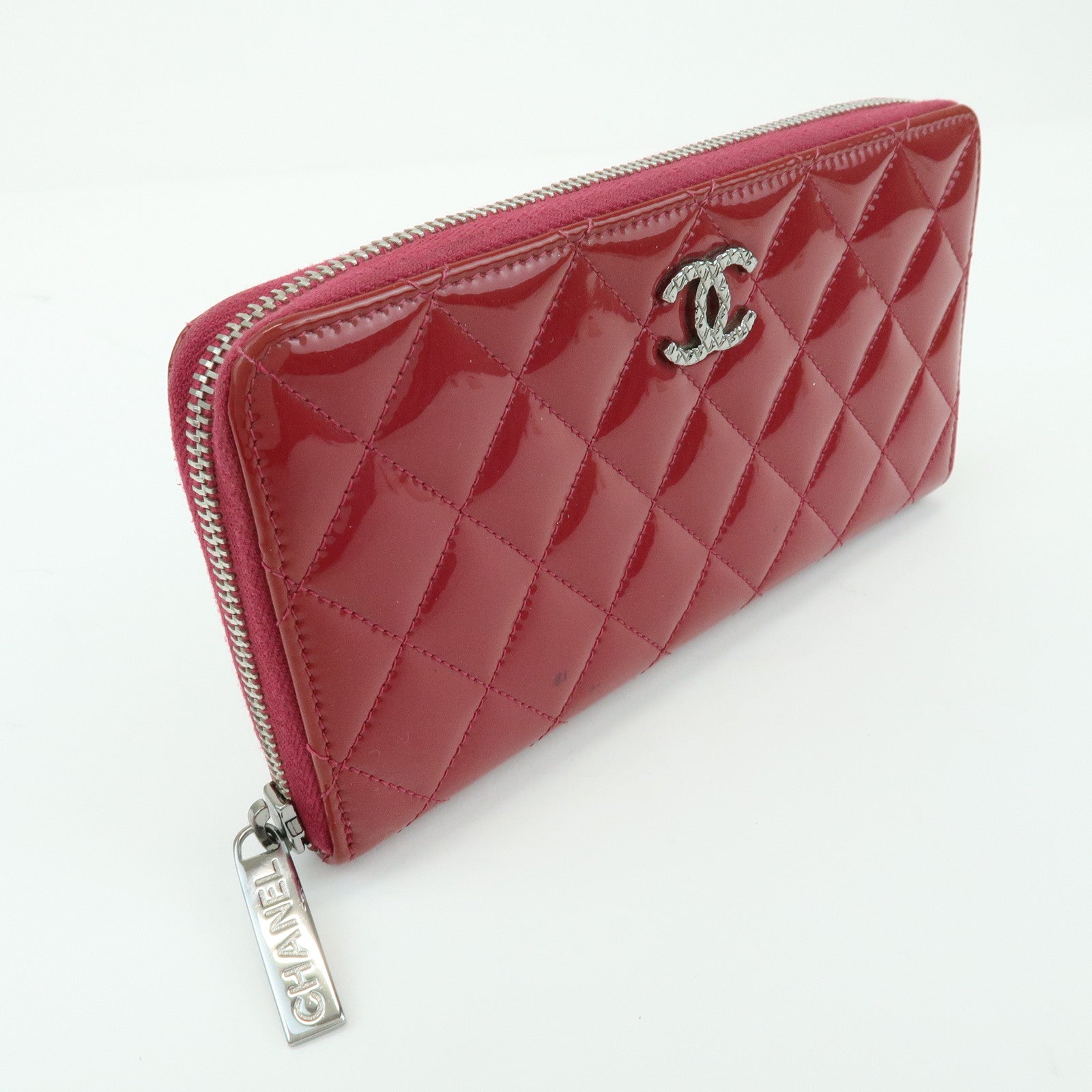 CHANEL Matelasse Patent Leather Zippy Long Wallet Pink