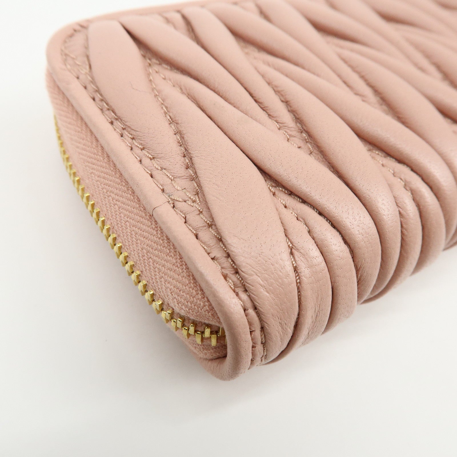 MIU MIU Matelasse Nappa Leather Coin Case Card Case Pink