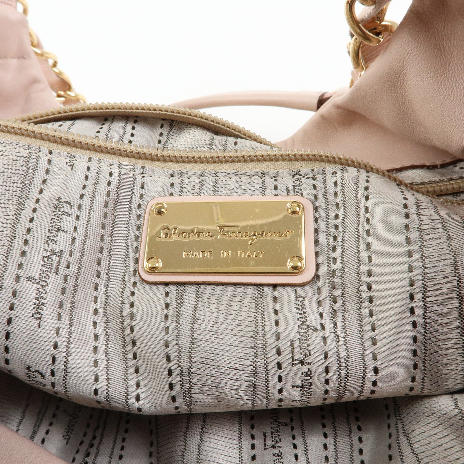Ferragamo Vara Ribbon Leather Chain Shoulder Bag Pink